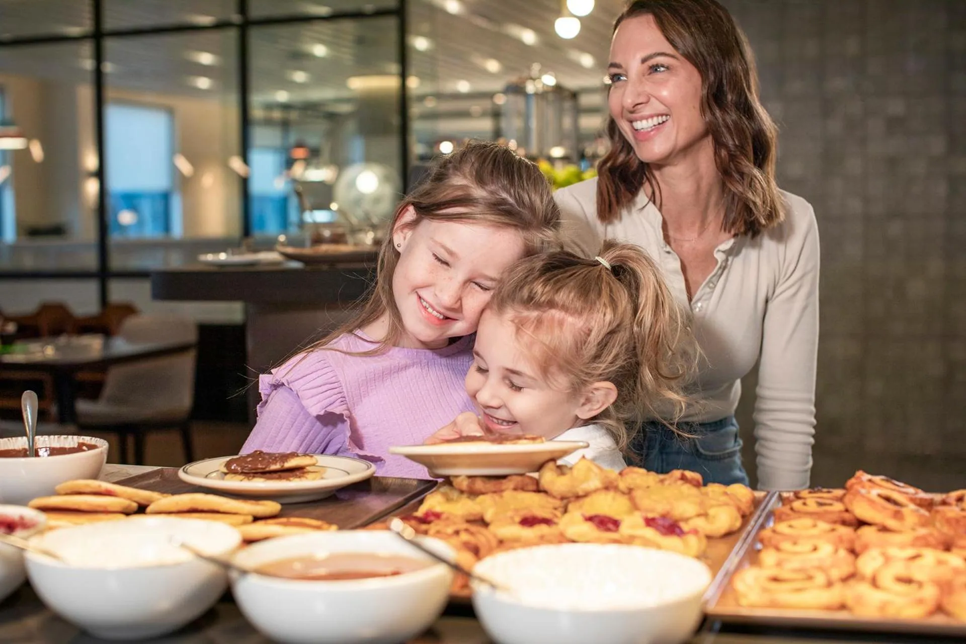 Breakfast in Holiday Inn & Suites Geelong by IHG