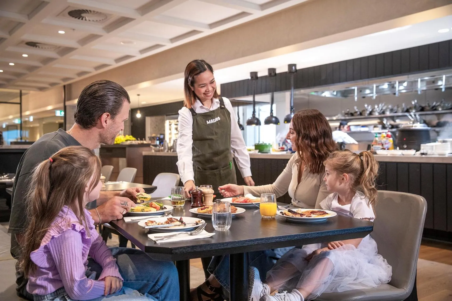 People in Holiday Inn & Suites Geelong by IHG