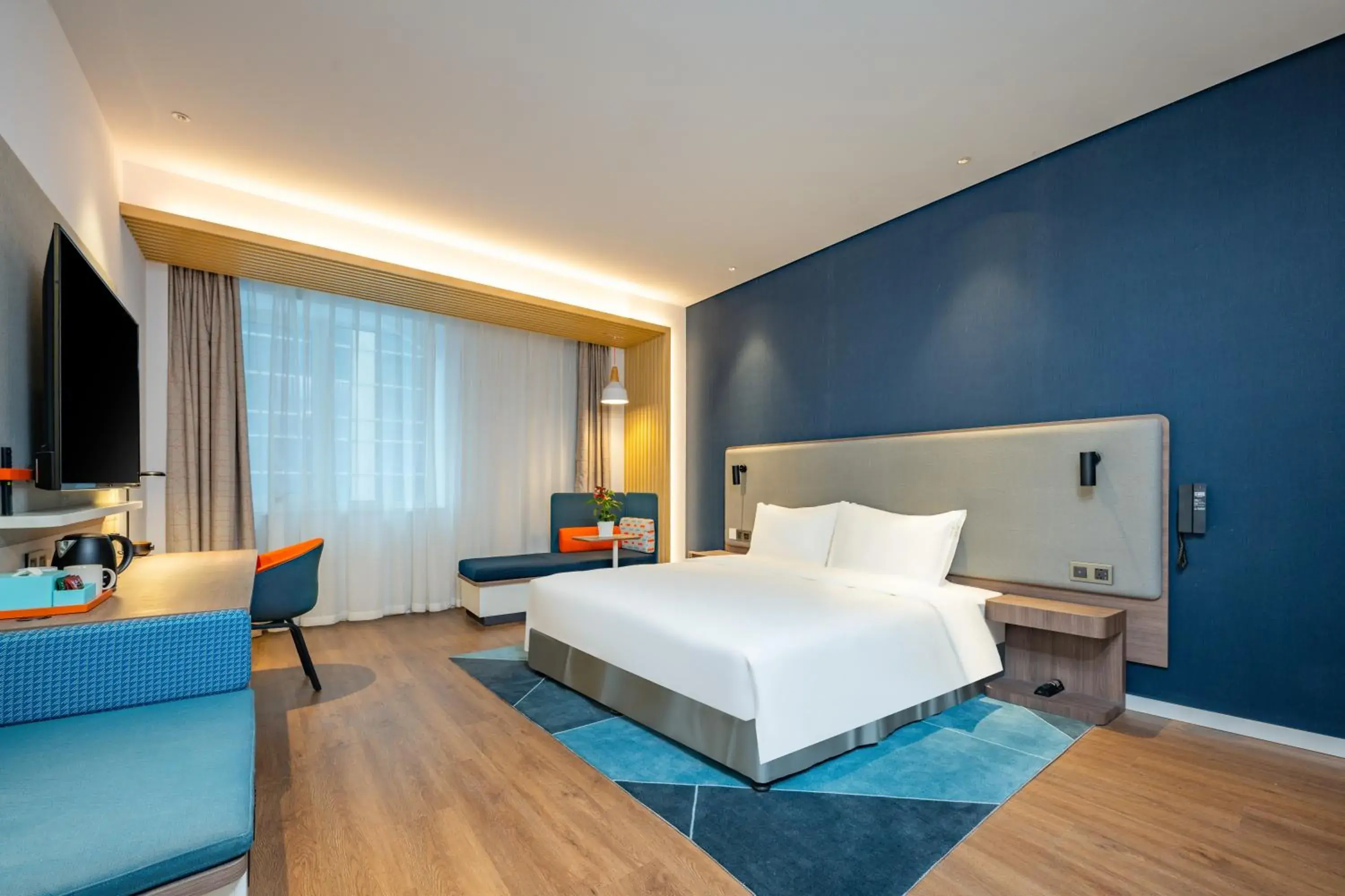 Standard King Room - Disability Access in Holiday Inn Express Xi'an Tuanjie South Road Standard King Room - Disability Access in Holiday Inn Express Xi'an Tuanjie South Road