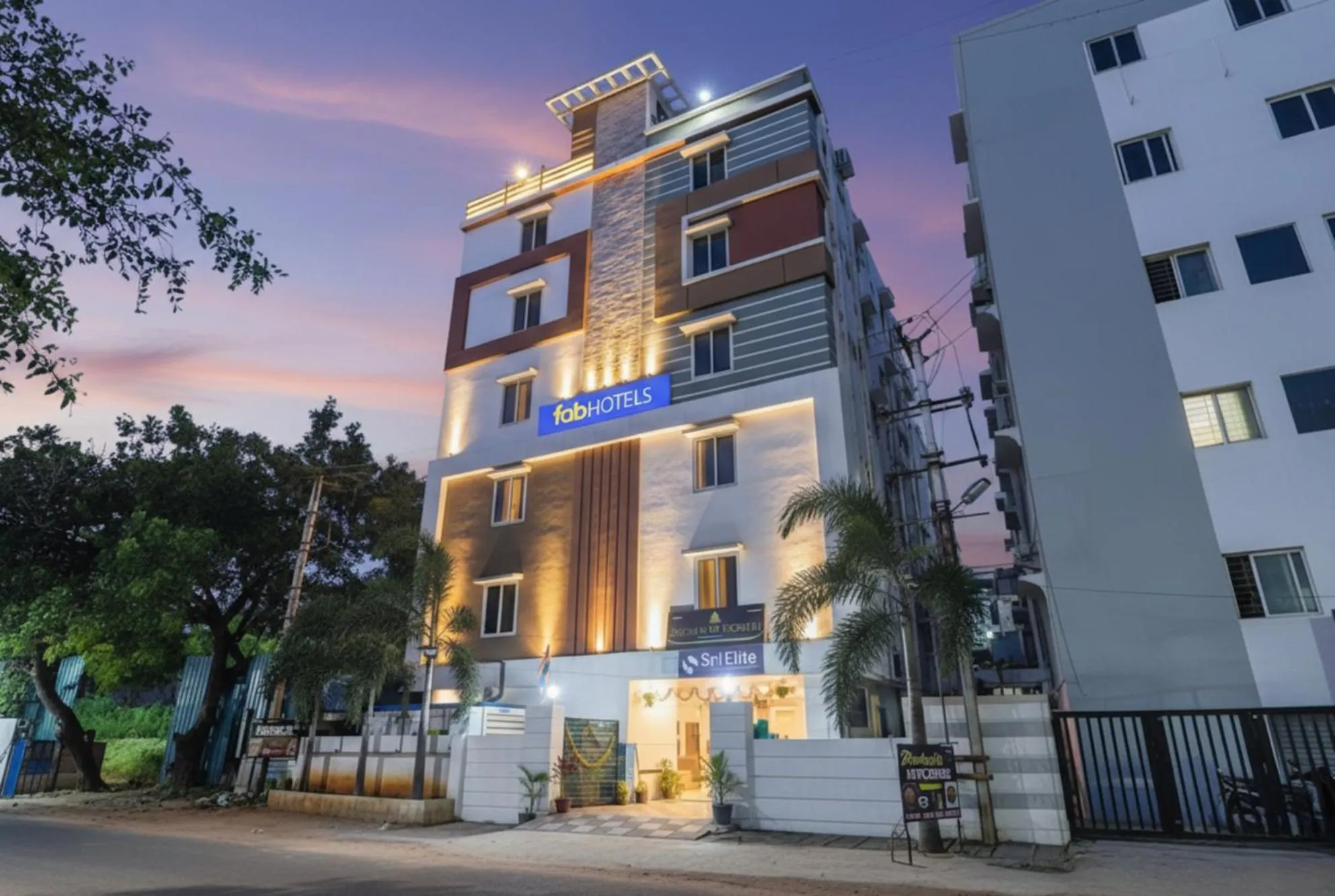 Property building in FabHotel Broholic - Nr Biodiversity Complex, Gachibowli, Silpa Gram Craft Village, HITEC City