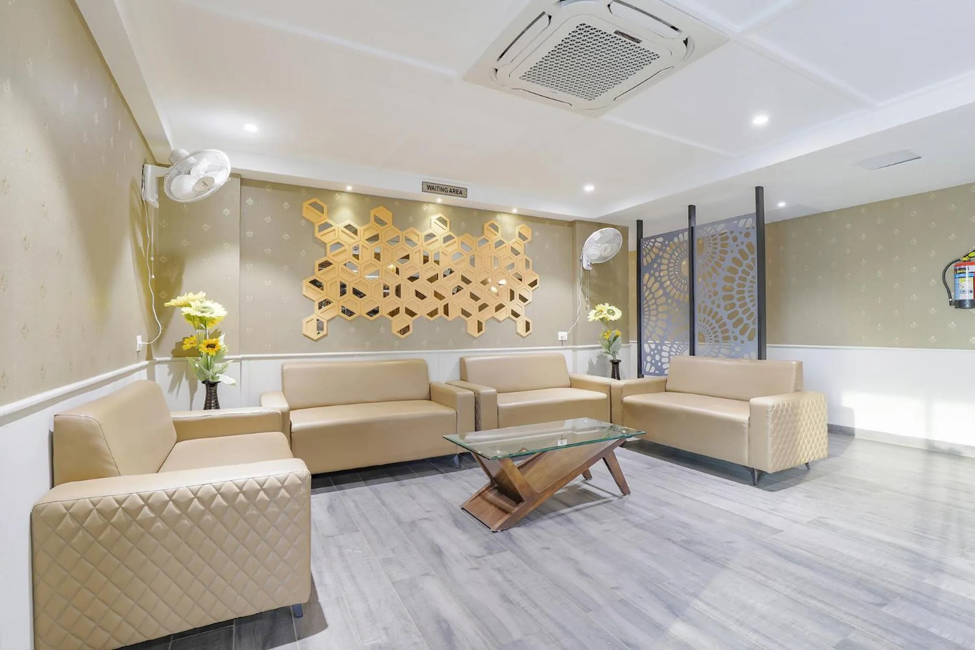 Lobby or reception in FabHotel Meritus Inn