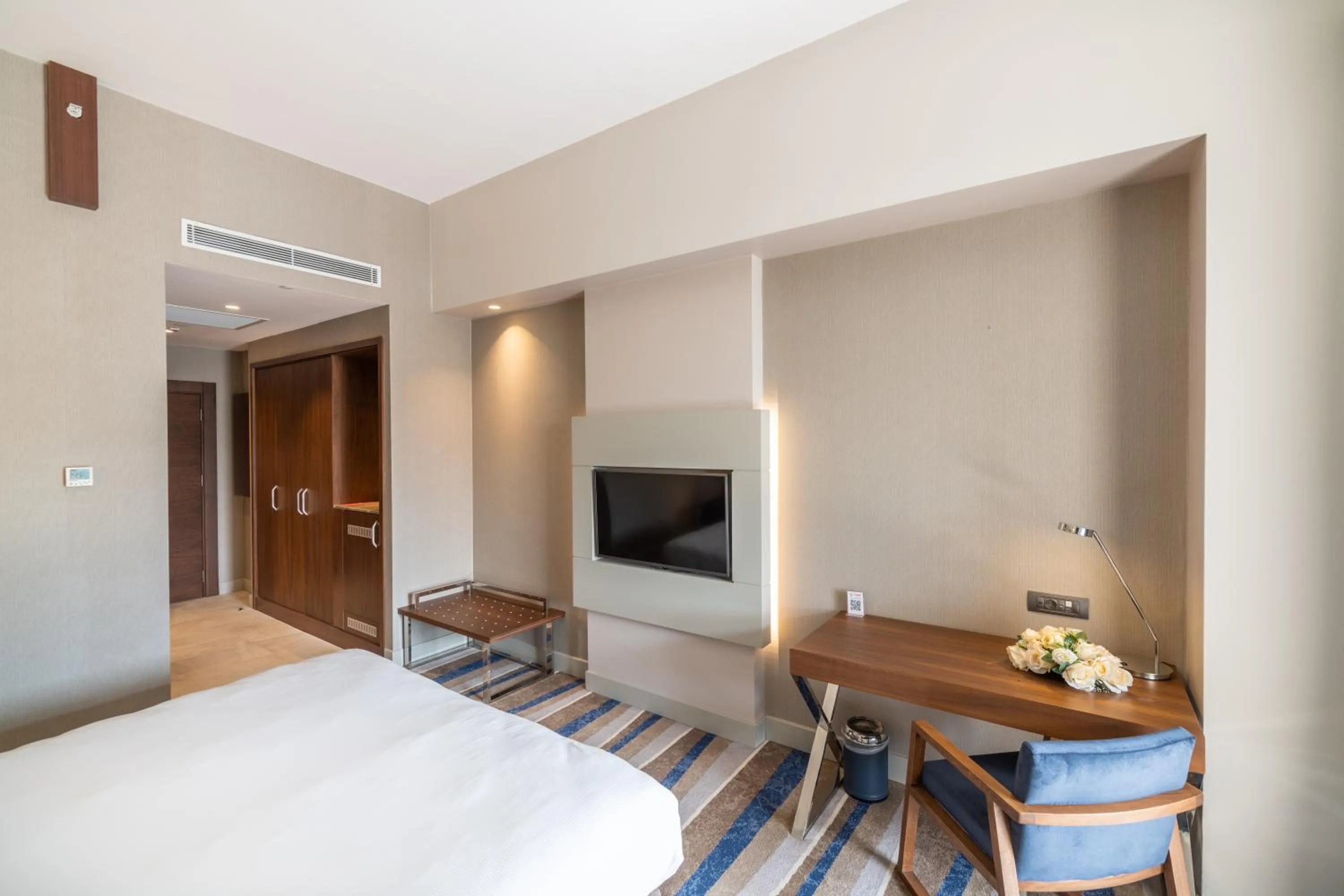 Living room, Bed in Questa Thermal & Spa Hotel