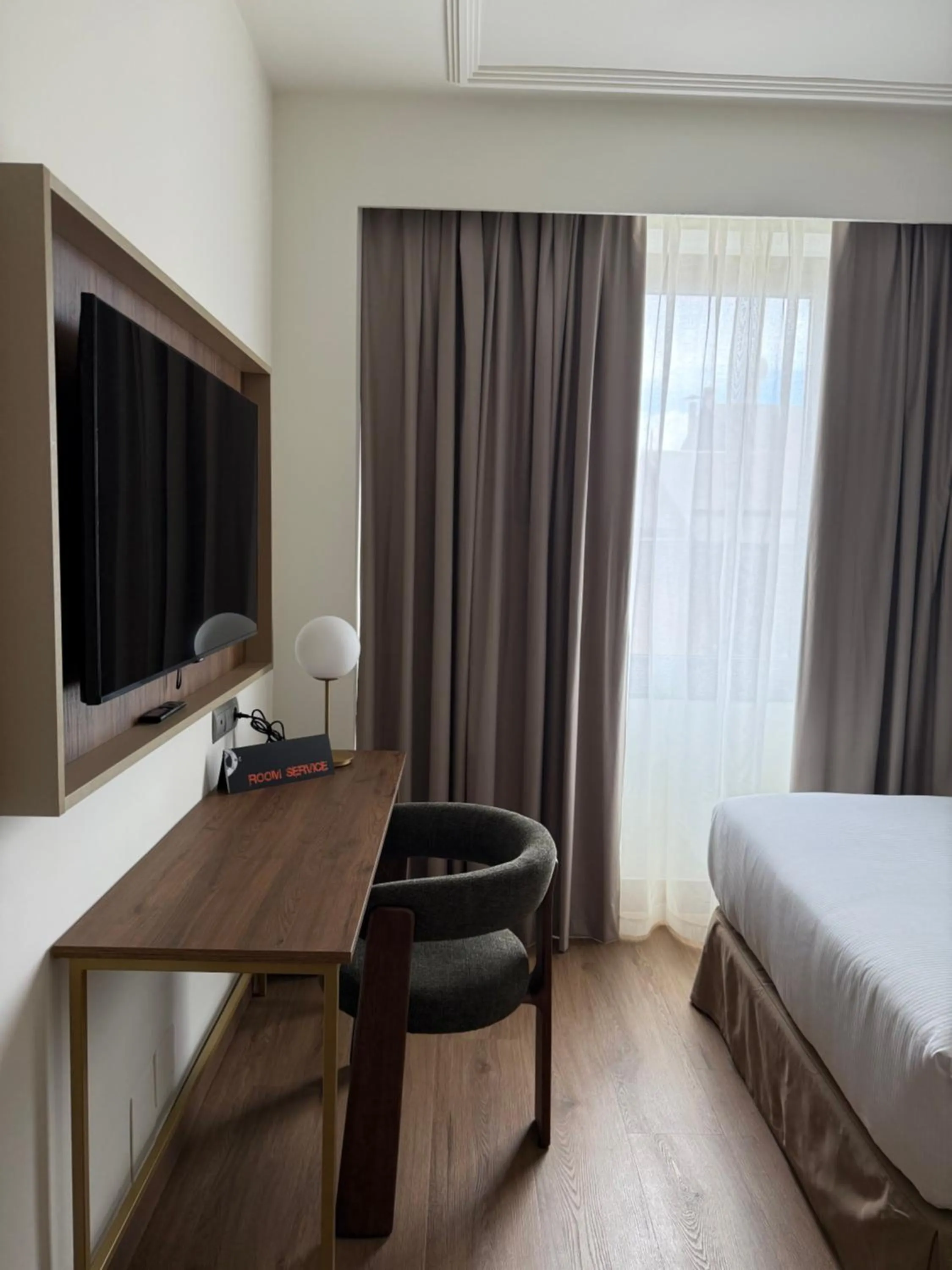 Photo of the whole room, Bed in Hotel Olid