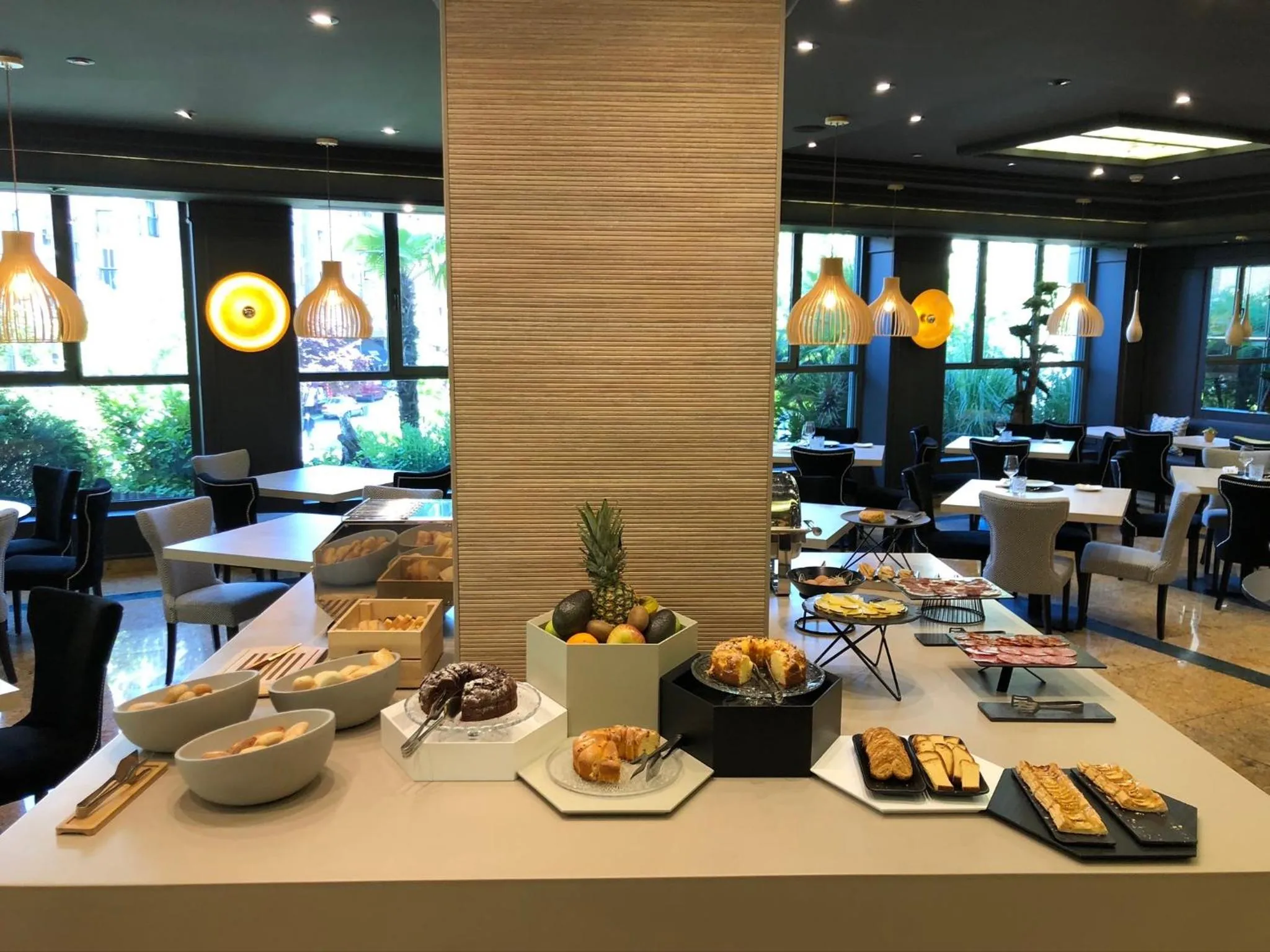 Breakfast in Hotel Olid