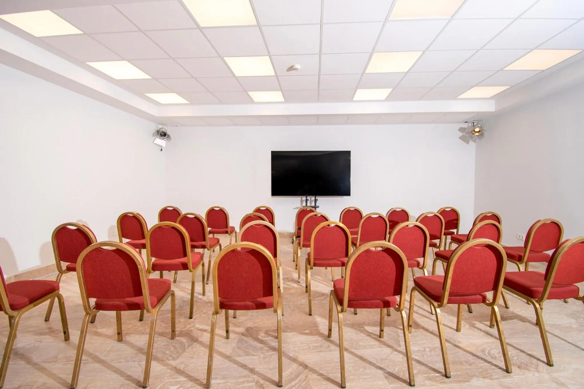 Meeting/conference room in Ekilibrio Hotel & Apart-Suites