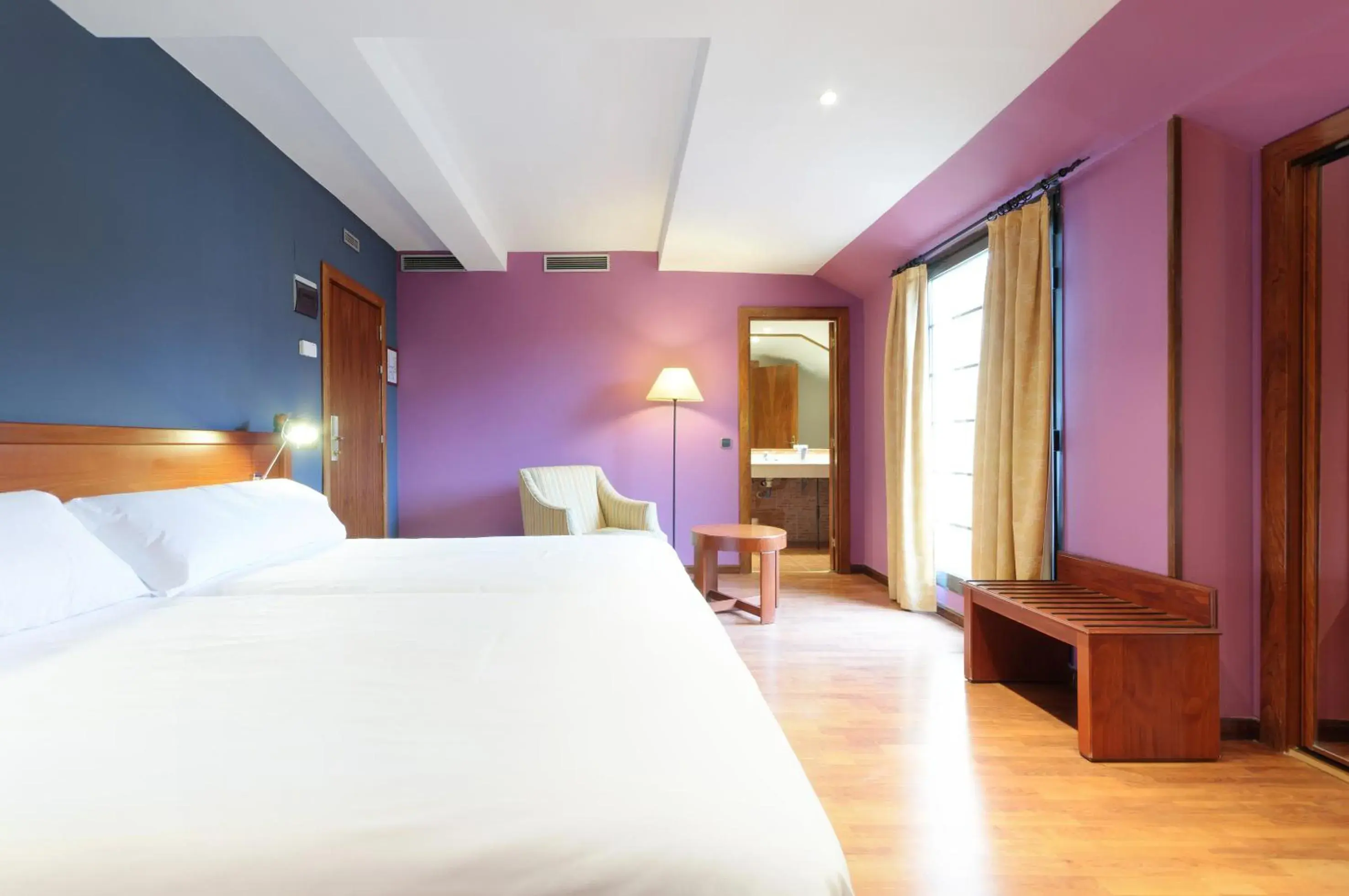 Twin Room with Terrace in Segovia Sierra de Guadarrama Twin Room with Terrace in Segovia Sierra de Guadarrama