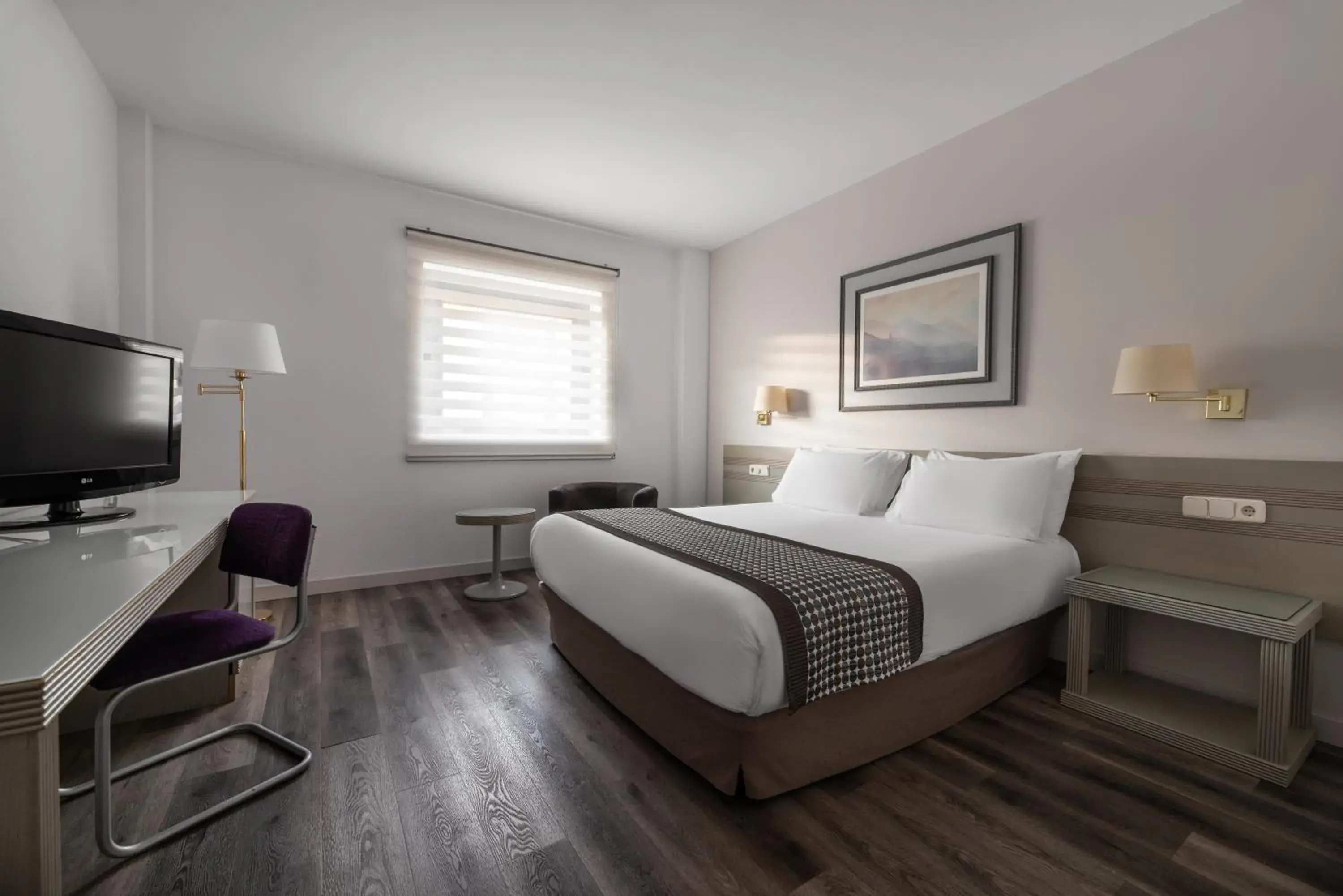 Photo of the whole room, Bed in Exe Salamanca Photo of the whole room, Bed in Exe Salamanca