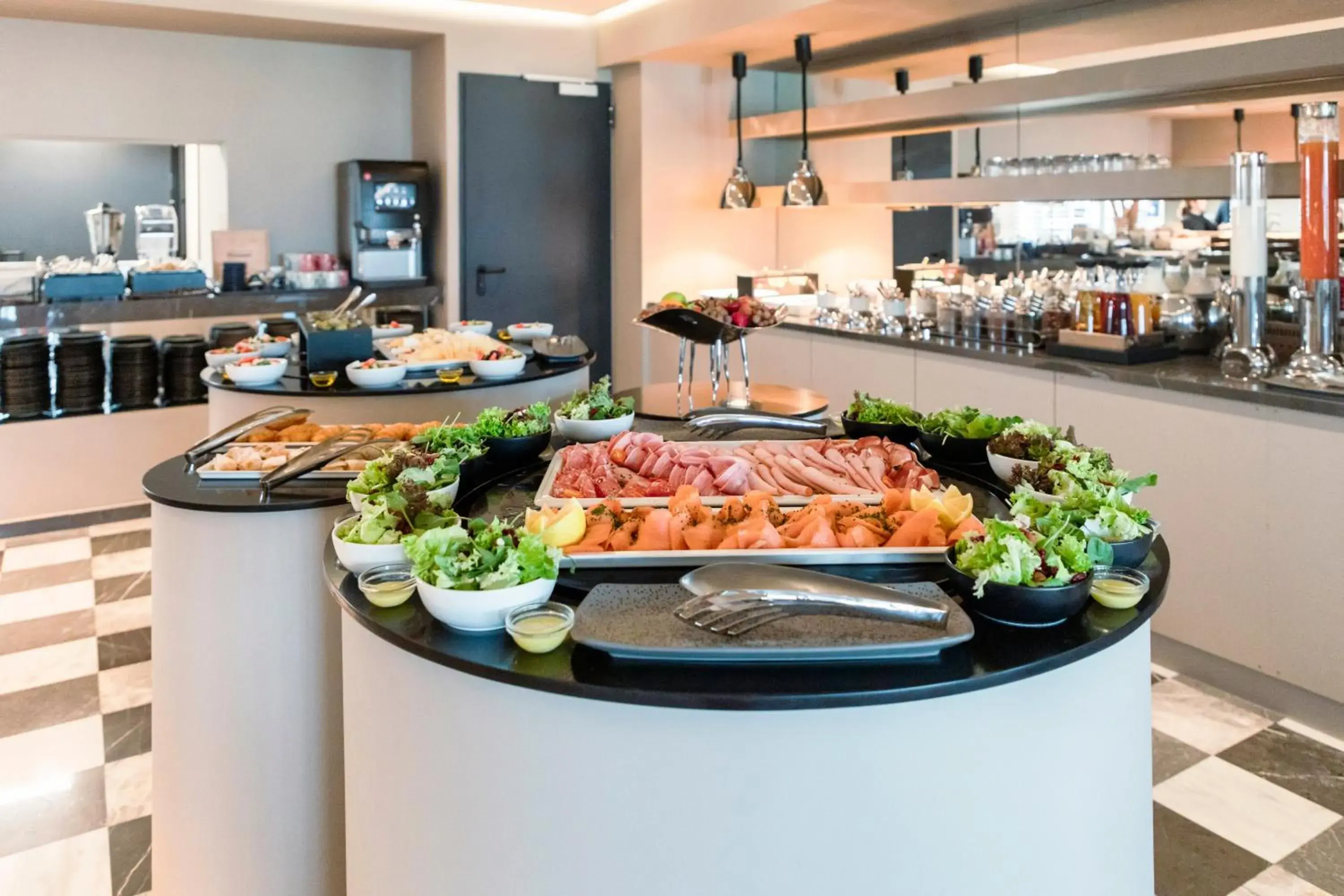 Restaurant/places to eat in NYX Esperia Palace Hotel Athens by Leonardo Hotels Restaurant/places to eat in NYX Esperia Palace Hotel Athens by Leonardo Hotels