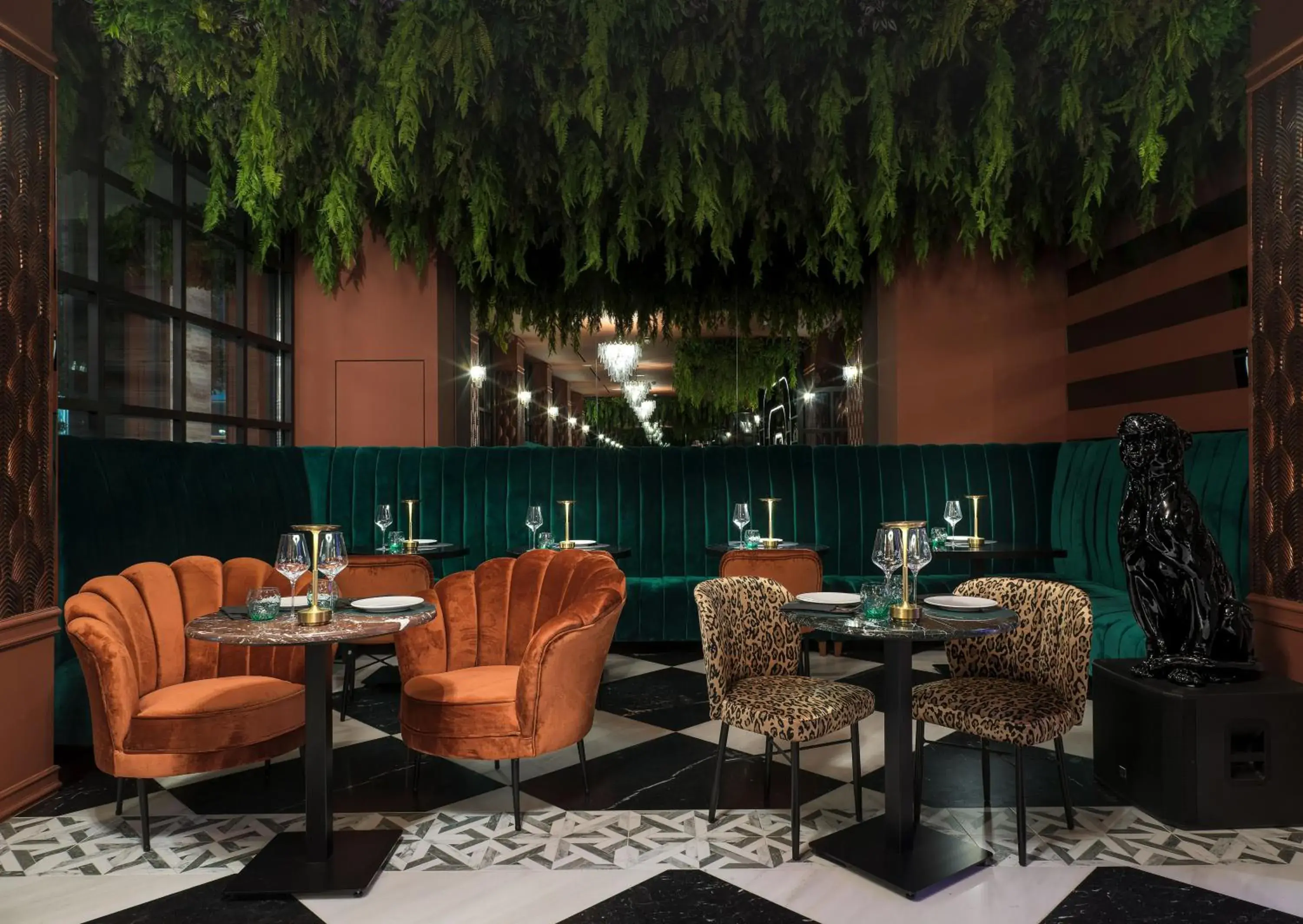 Restaurant/places to eat in NYX Esperia Palace Hotel Athens by Leonardo Hotels Restaurant/places to eat in NYX Esperia Palace Hotel Athens by Leonardo Hotels