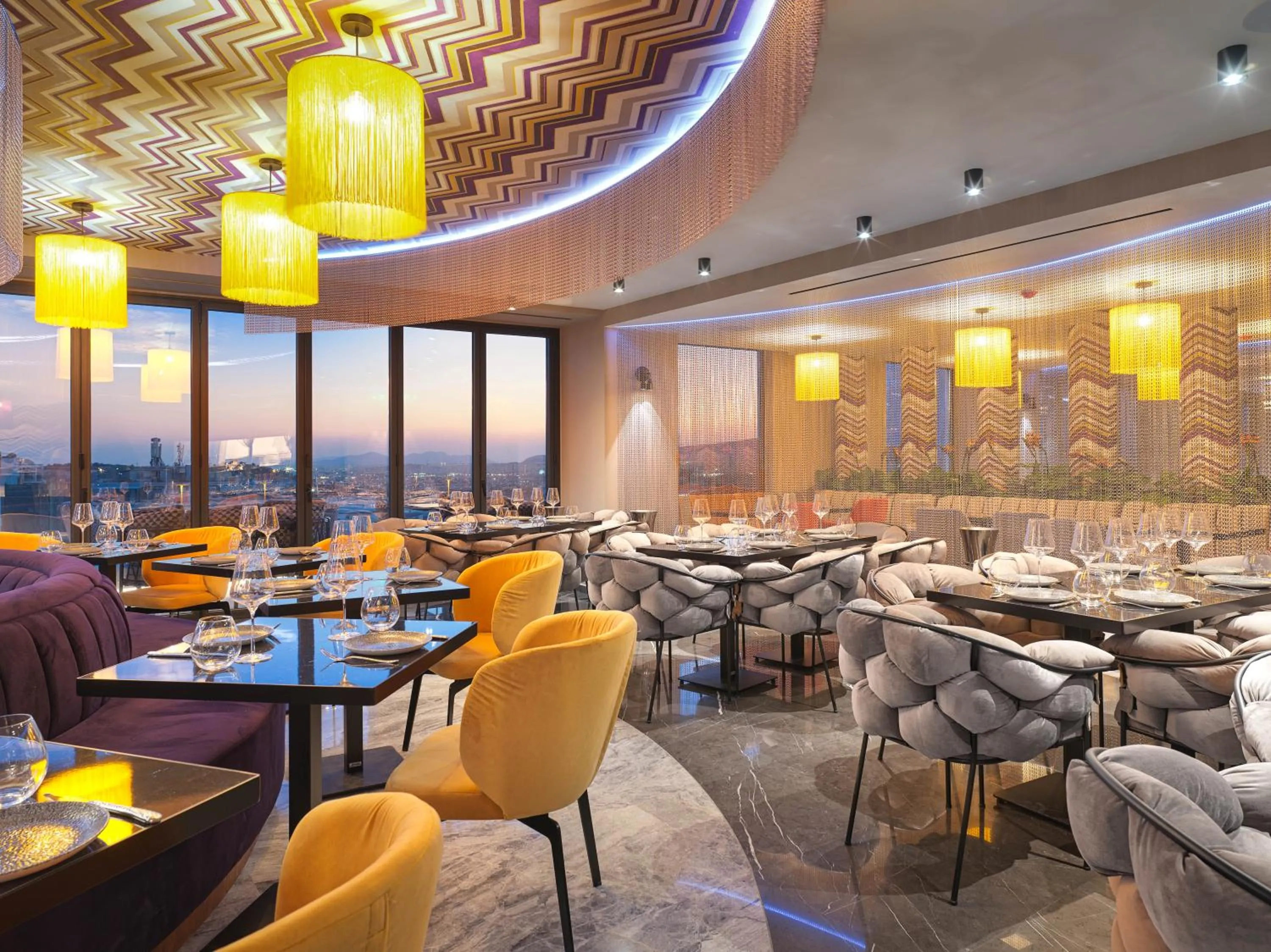 Restaurant/places to eat in NYX Esperia Palace Hotel Athens by Leonardo Hotels