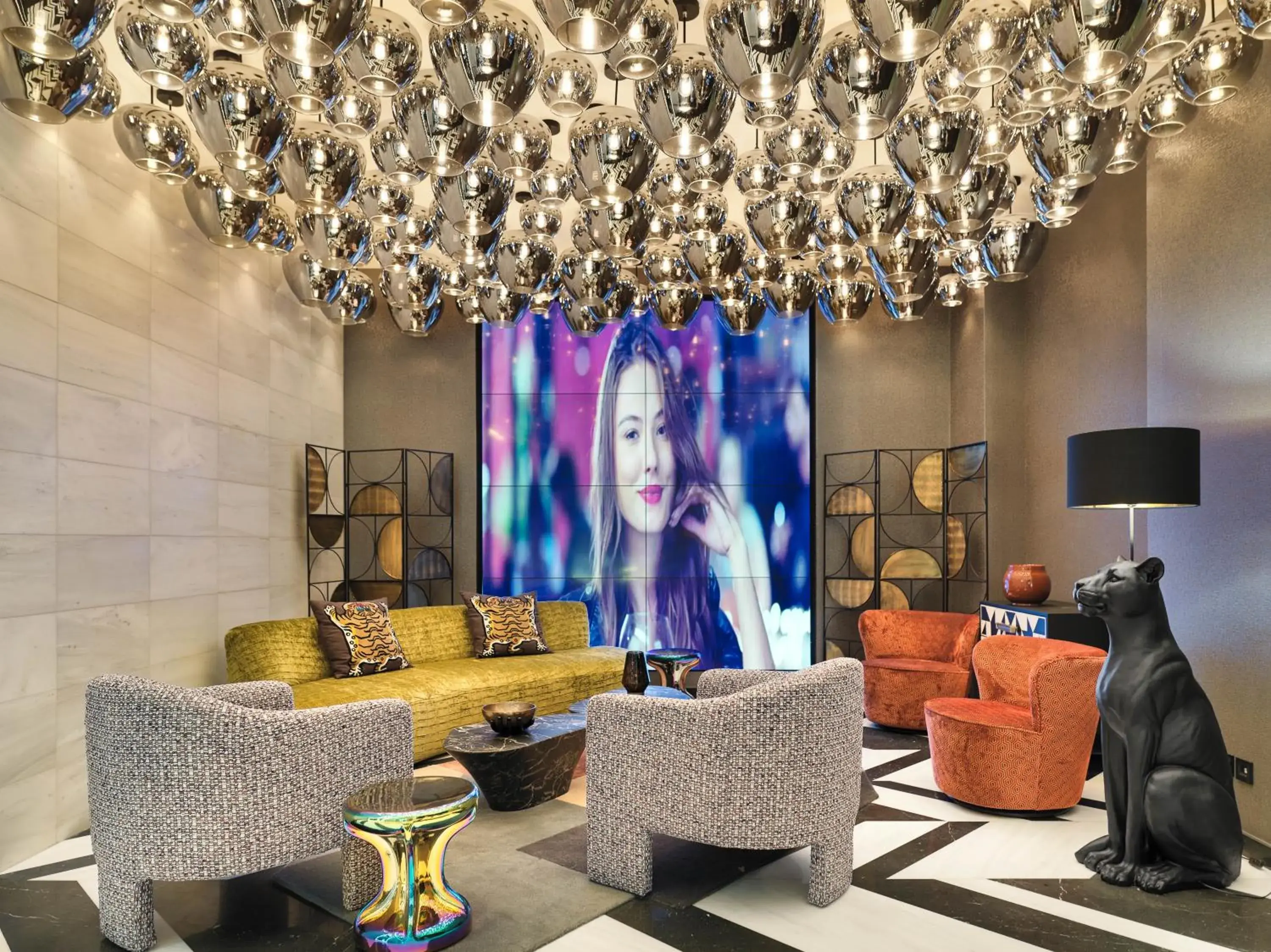 Living room in NYX Esperia Palace Hotel Athens by Leonardo Hotels Living room in NYX Esperia Palace Hotel Athens by Leonardo Hotels