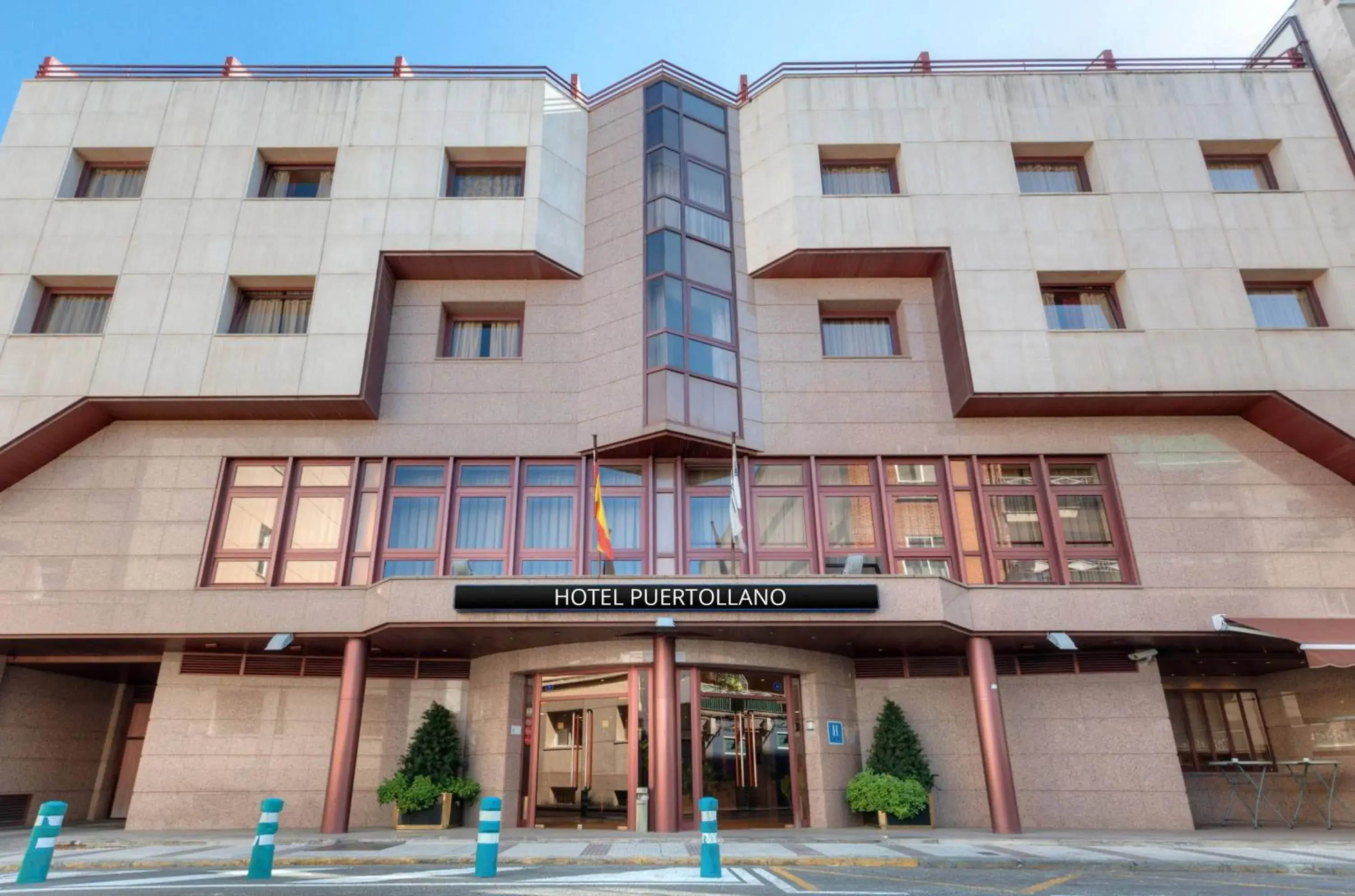 Property building in Hotel Puertollano Property building in Hotel Puertollano