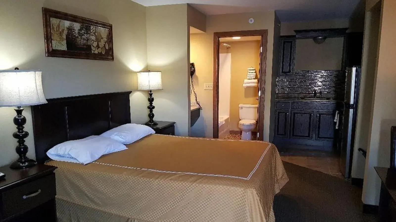 Single Room in Jackson Town House Inn Single Room in Jackson Town House Inn