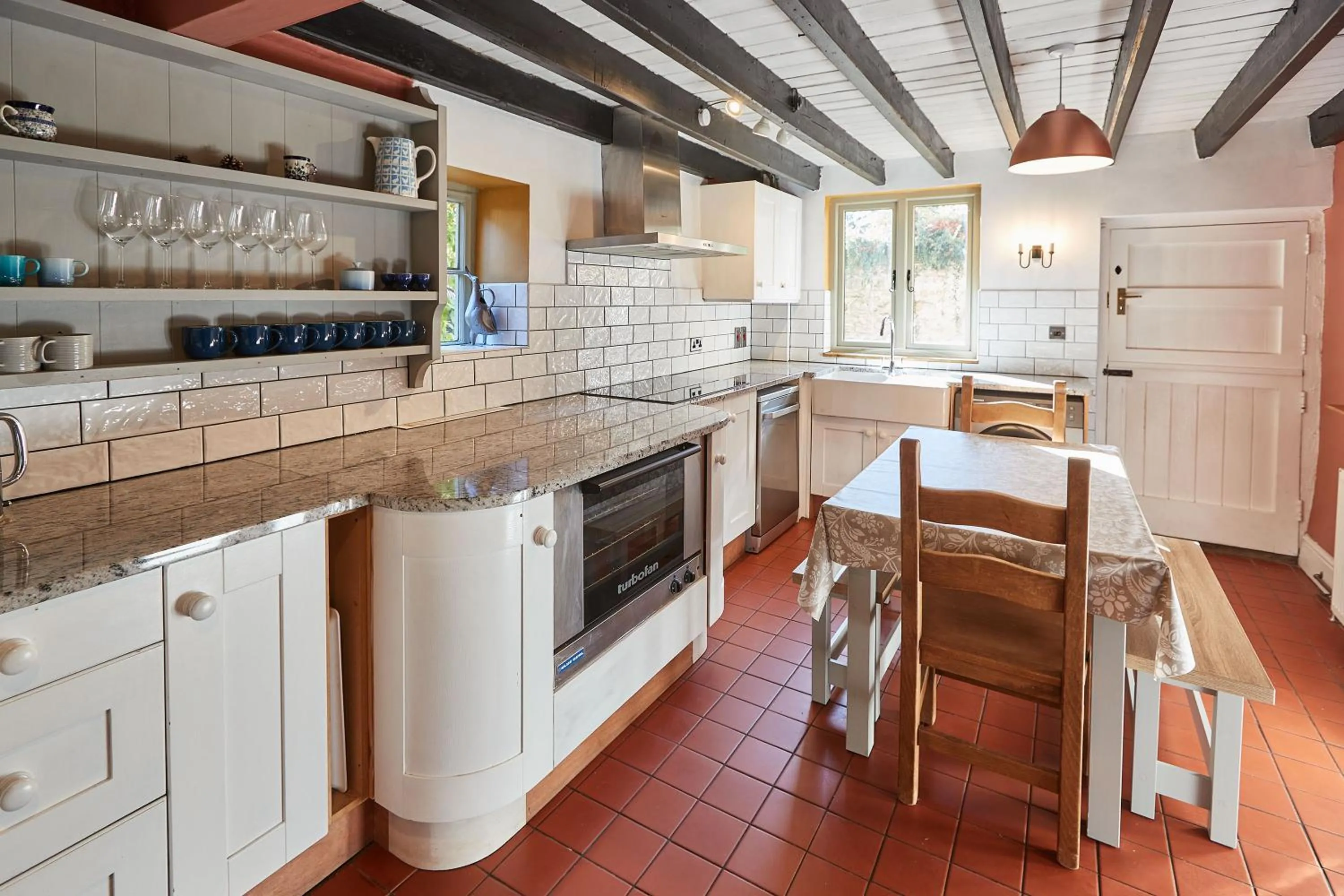 Kitchen or kitchenette in Host & Stay - Hall Garth