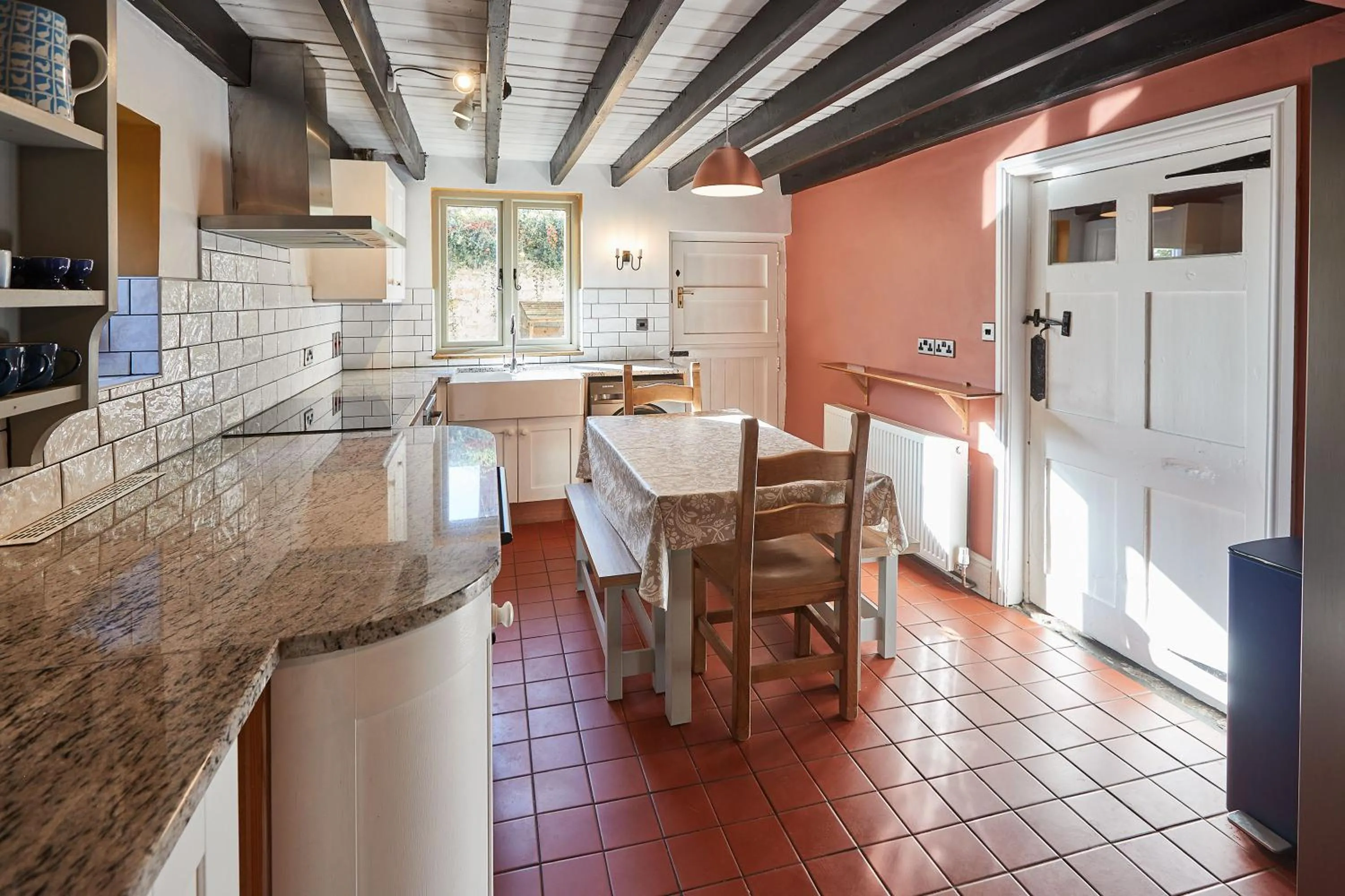 Kitchen or kitchenette in Host & Stay - Hall Garth