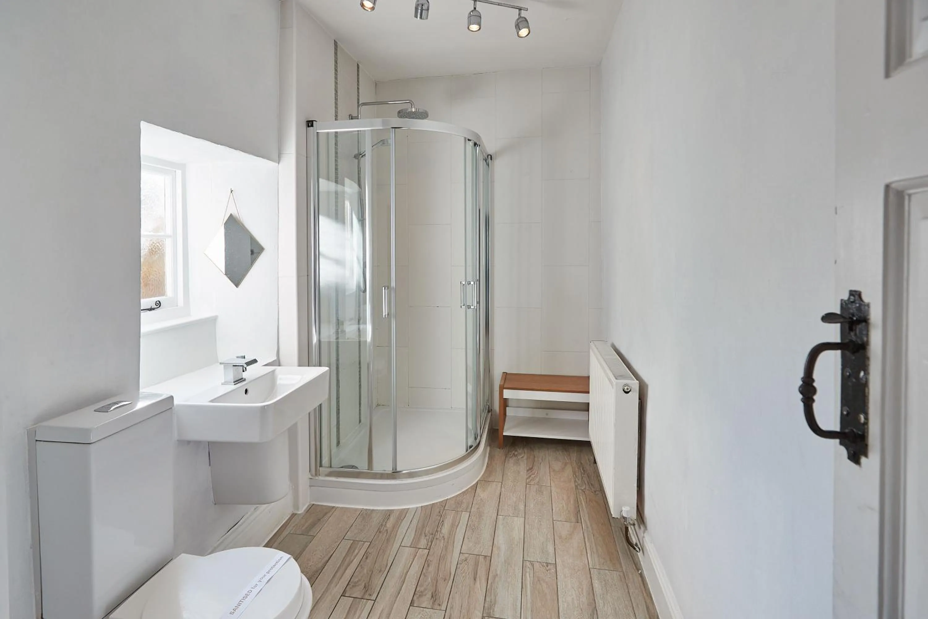 Shower in Host & Stay - Hall Garth