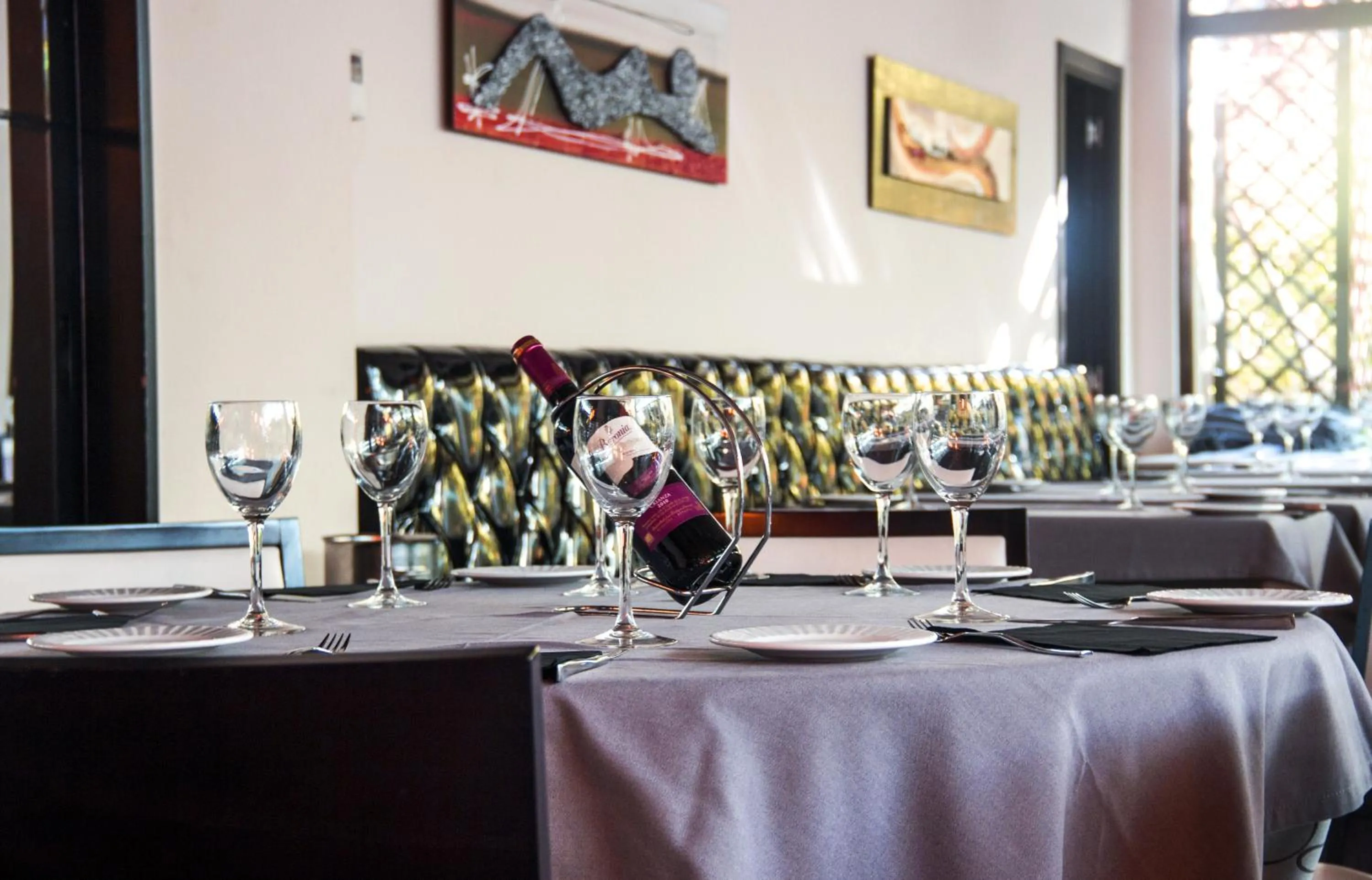 Restaurant/places to eat in Senator Barajas