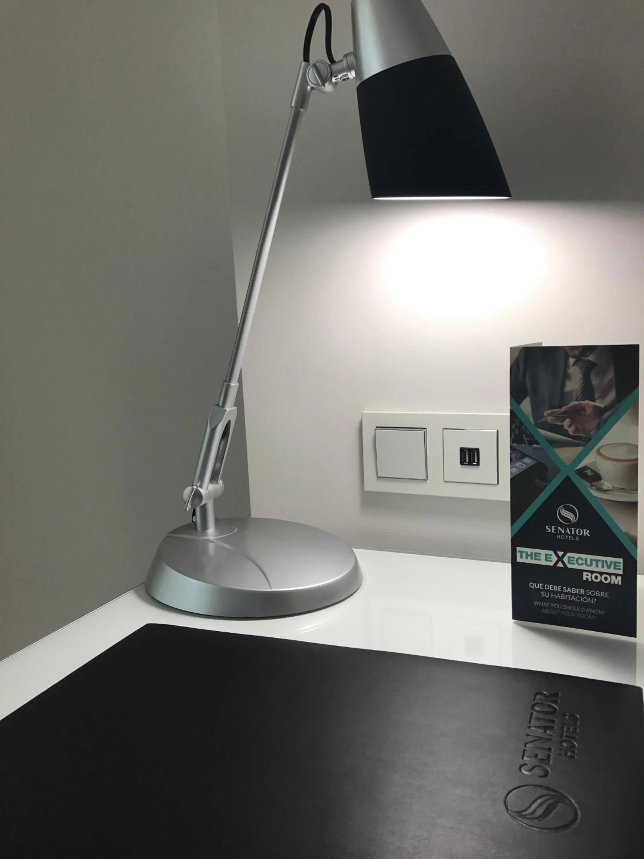 Decorative detail in Senator Barajas