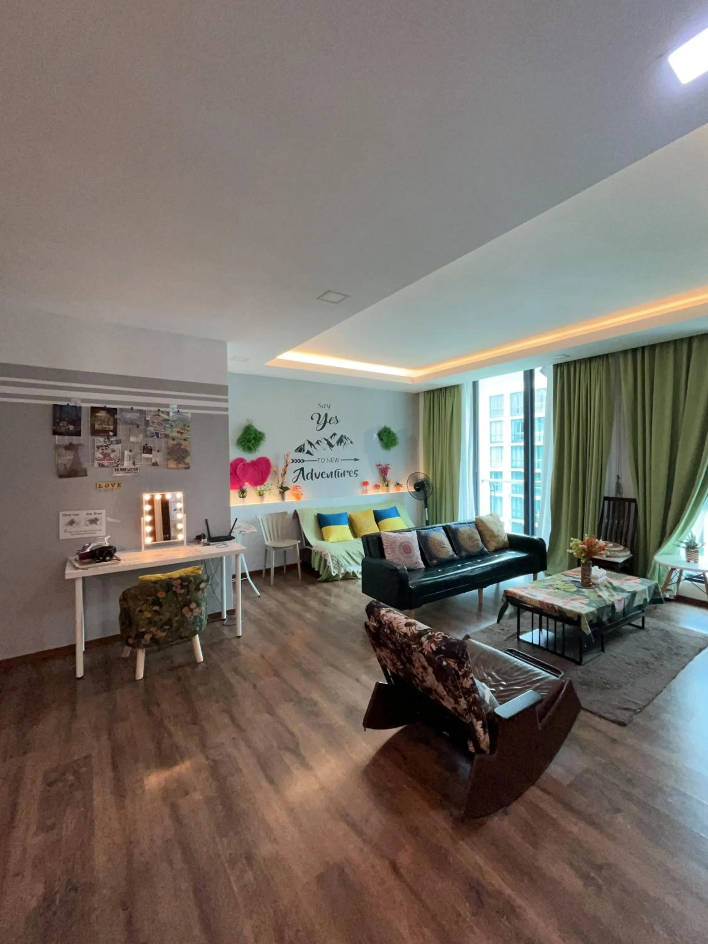 VIVACITY JAZZ 4 SUITES , 2-8PAx 2CARD LEVEL 12
