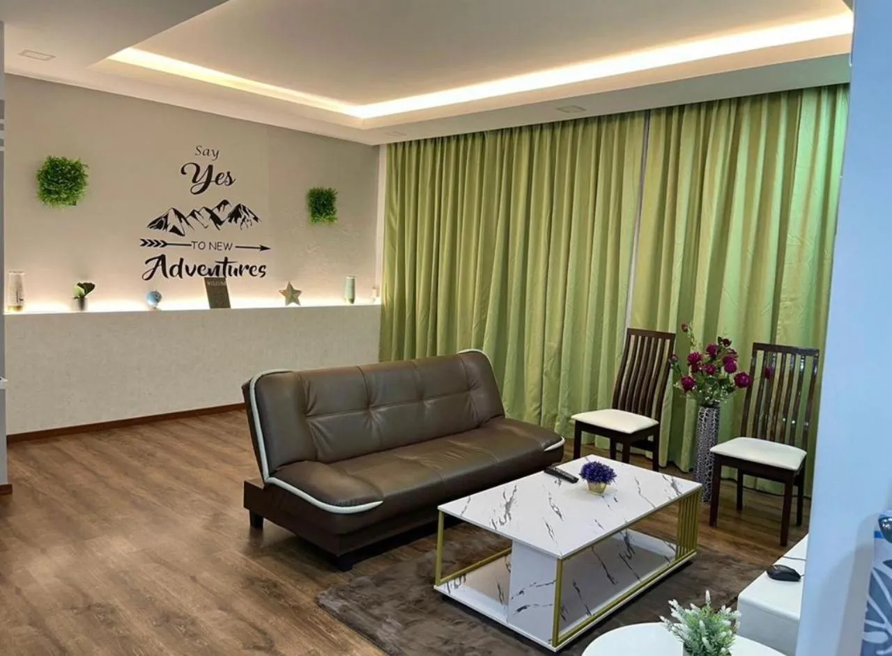 VIVACITY JAZZ 4 SUITES , 2-8PAx 2CARD LEVEL 12