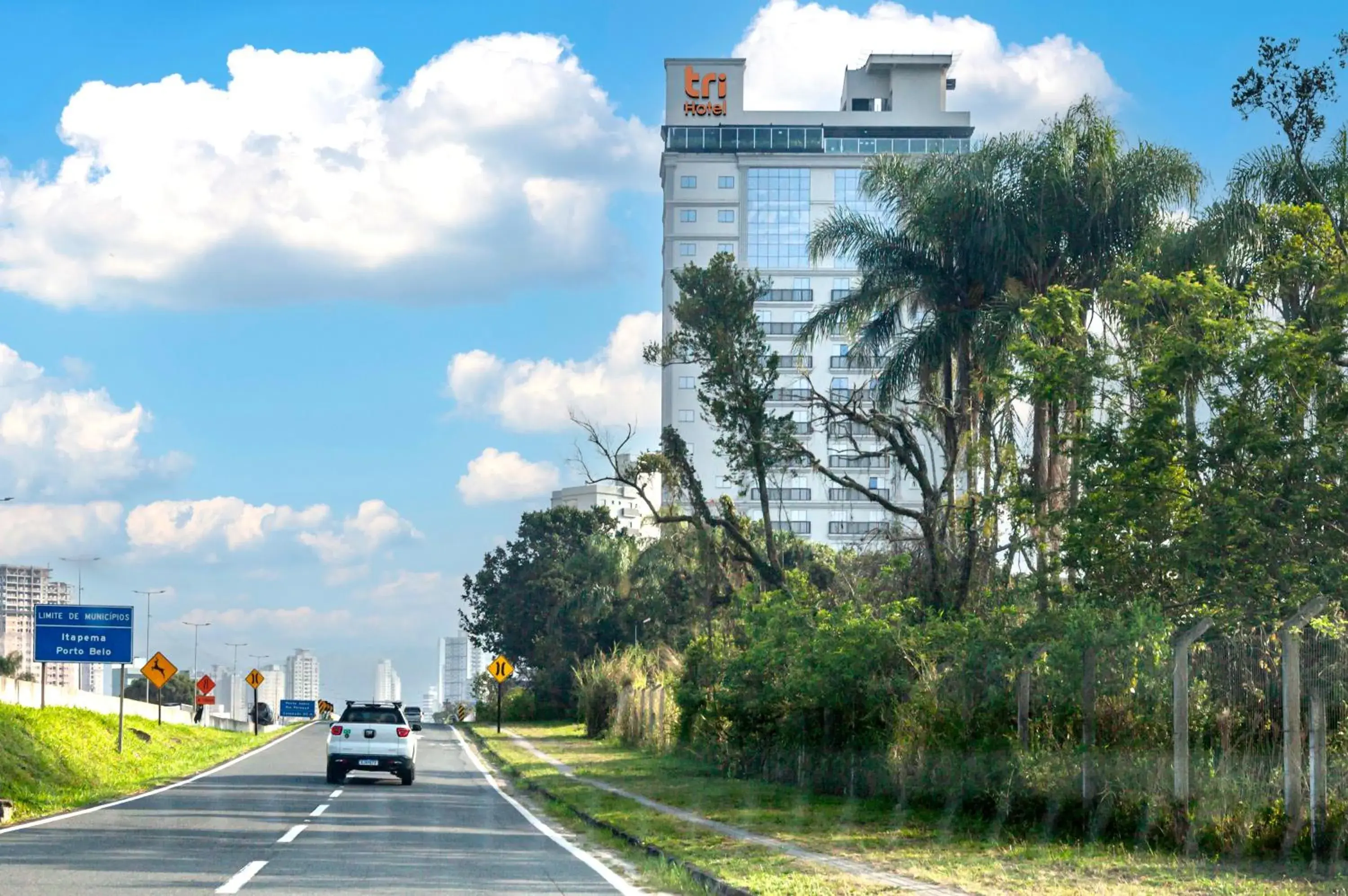 Property building in Tri Hotel Premium Itapema Property building in Tri Hotel Premium Itapema