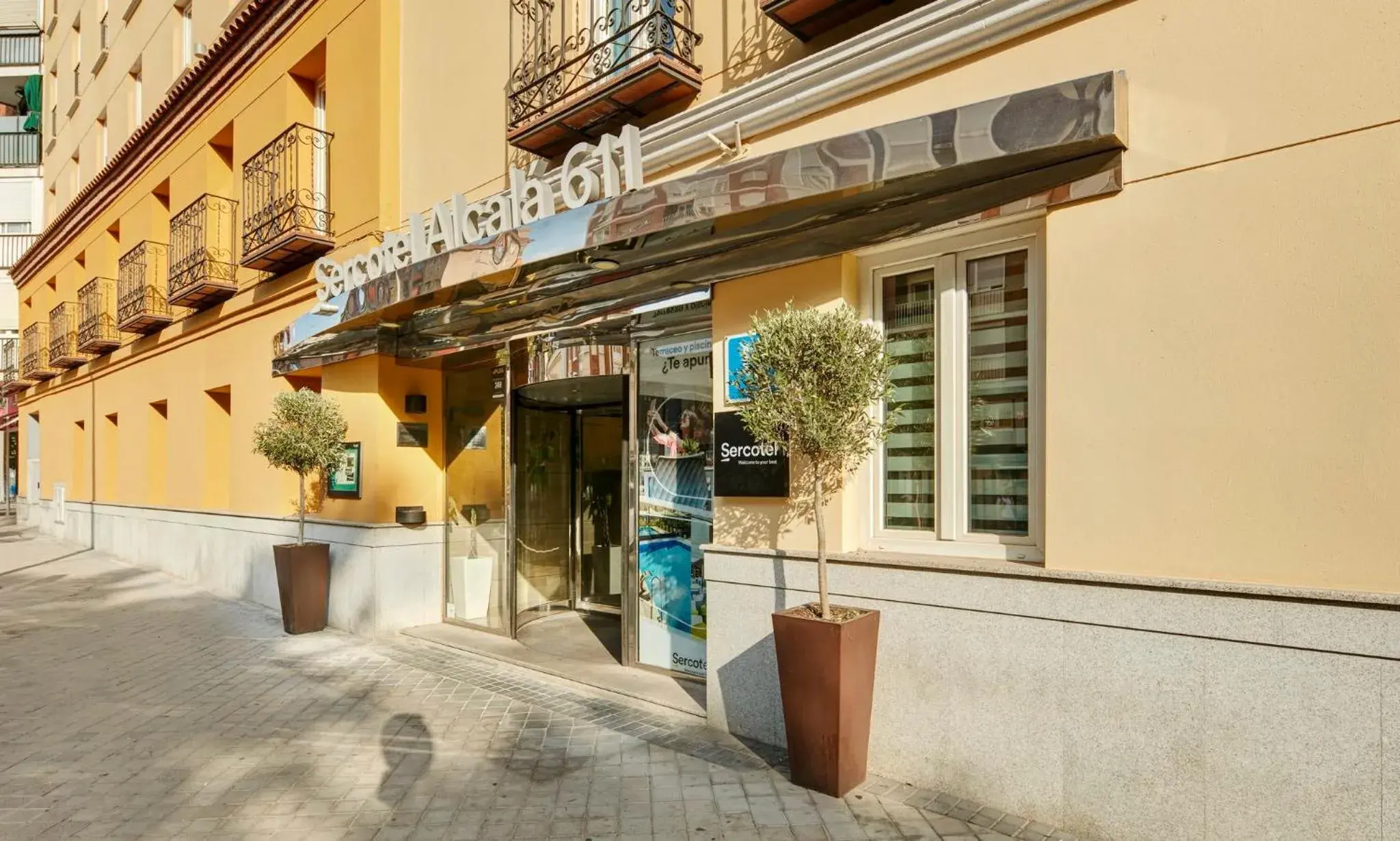 Facade/entrance in Sercotel Alcalá 611 Facade/entrance in Sercotel Alcalá 611