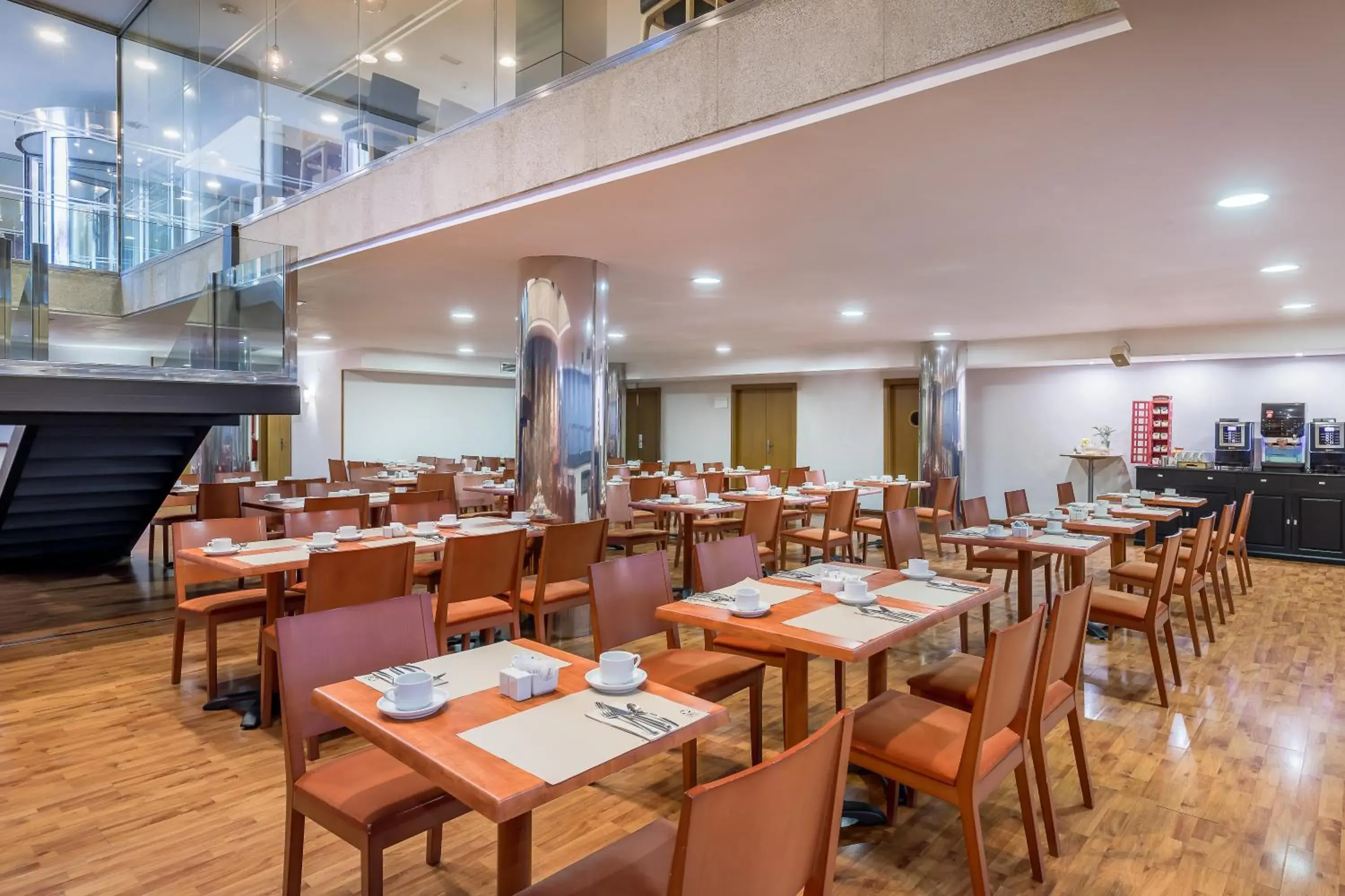 Food and drinks in Hotel Jerez Centro Food and drinks in Hotel Jerez Centro