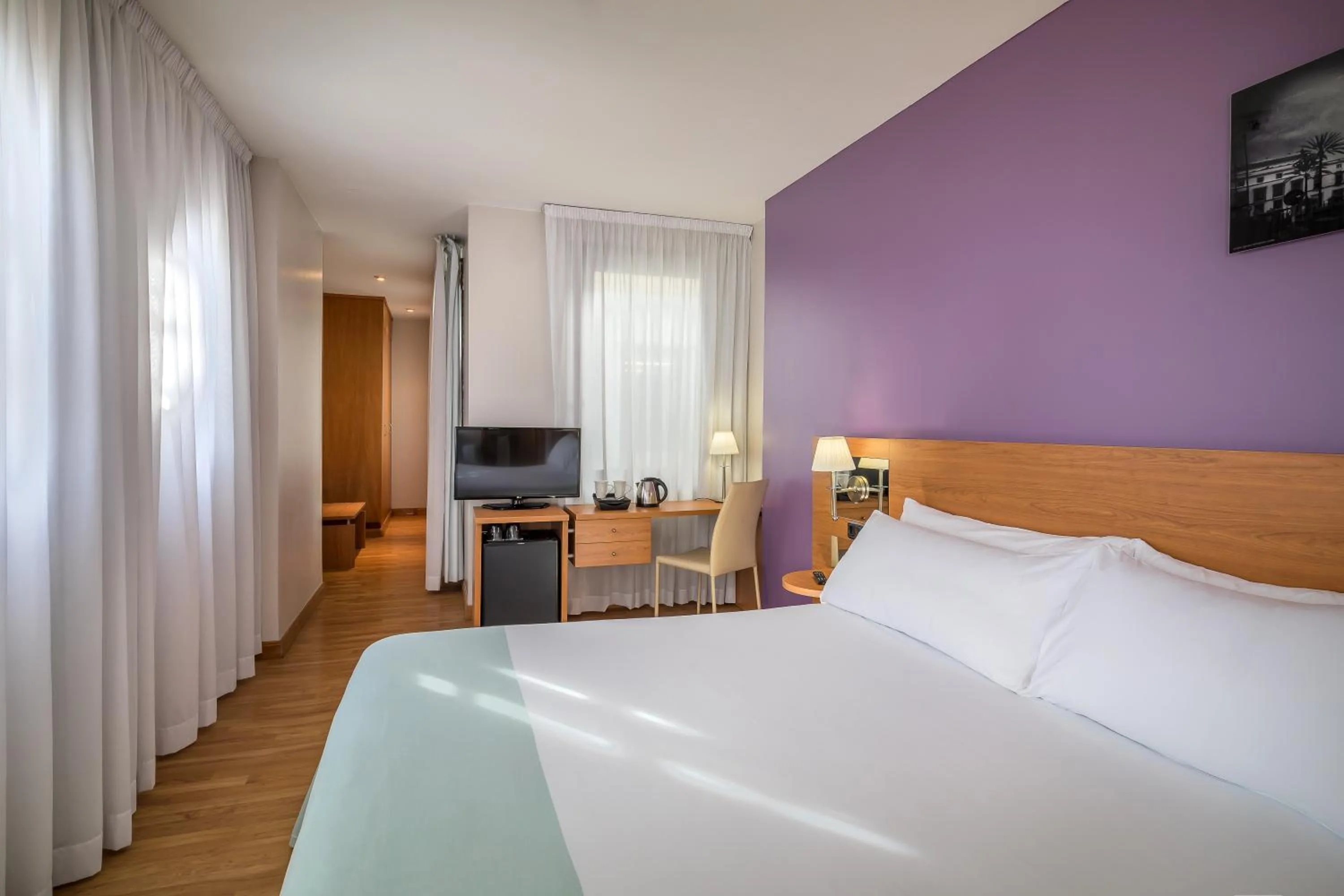 Bed in Hotel Jerez Centro