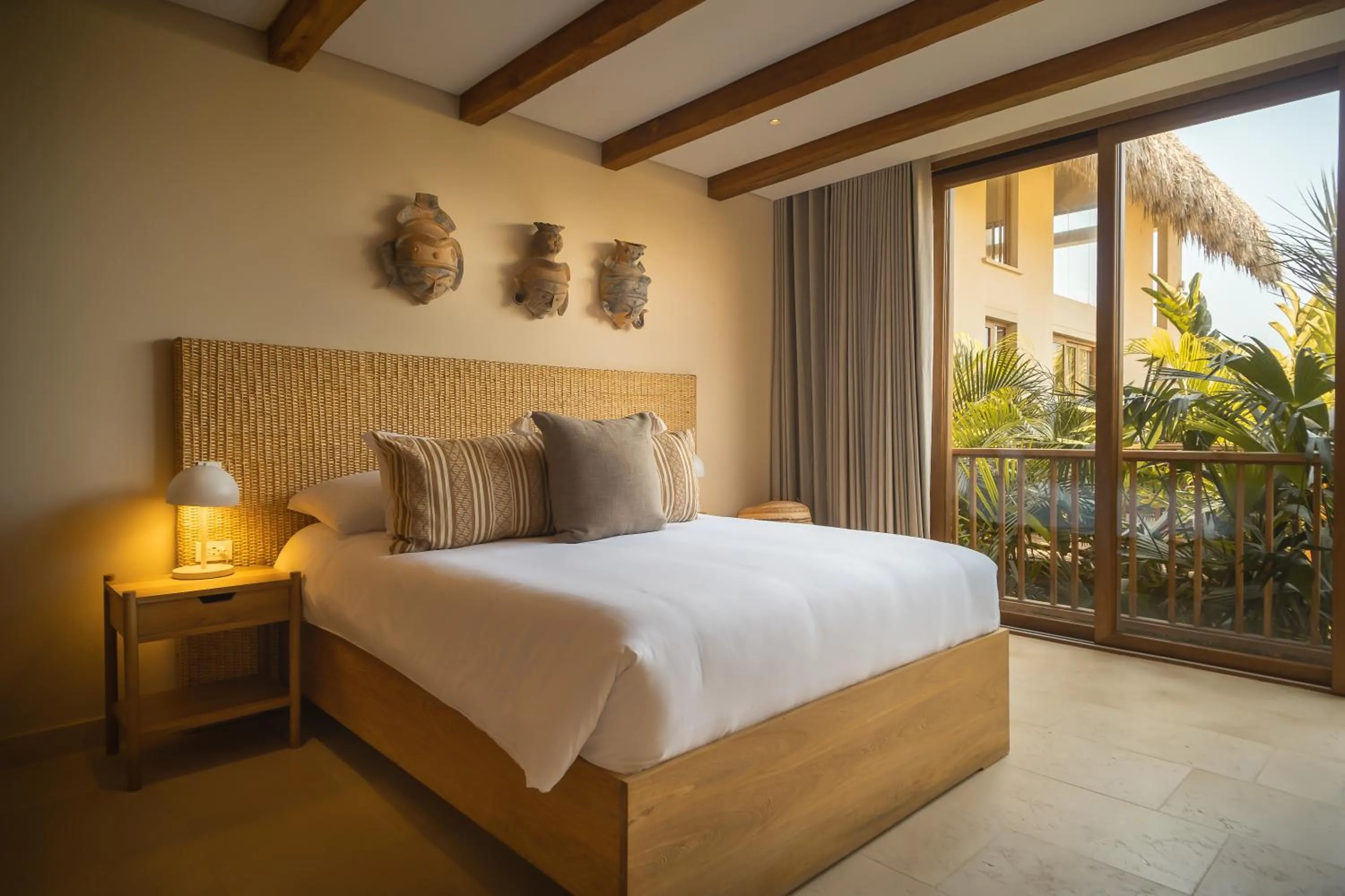 Bedroom, Bed in Hotel Aimarawa