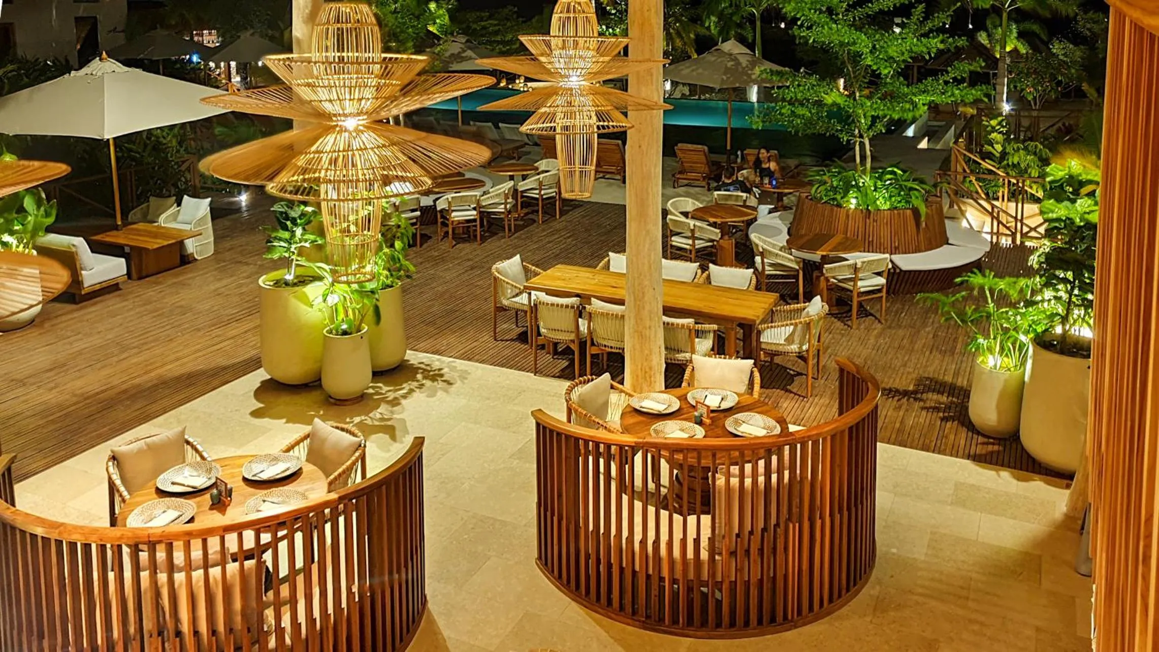 Restaurant/places to eat in Hotel Aimarawa