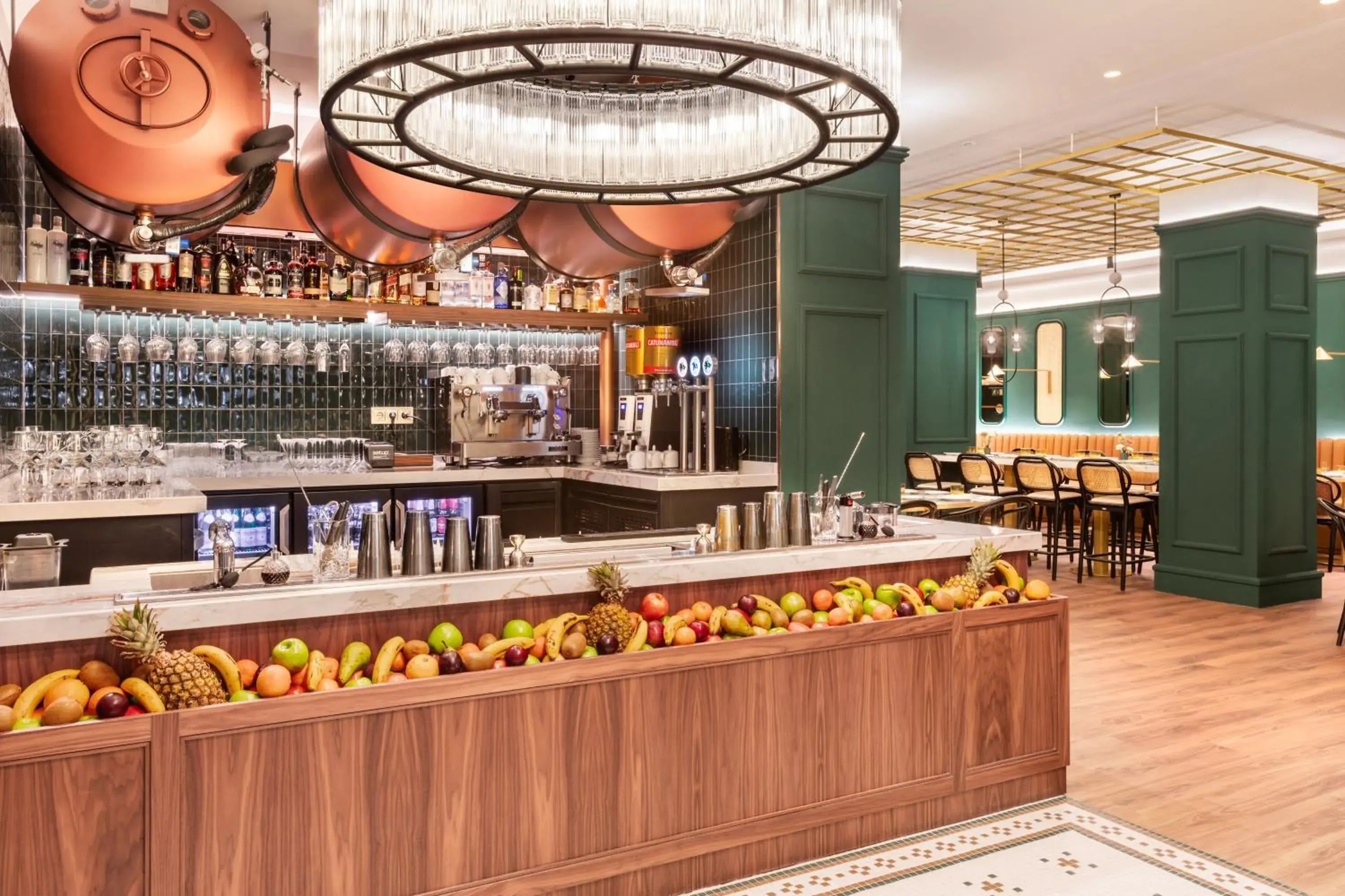 Restaurant/places to eat in Meliá Granada Restaurant/places to eat in Meliá Granada