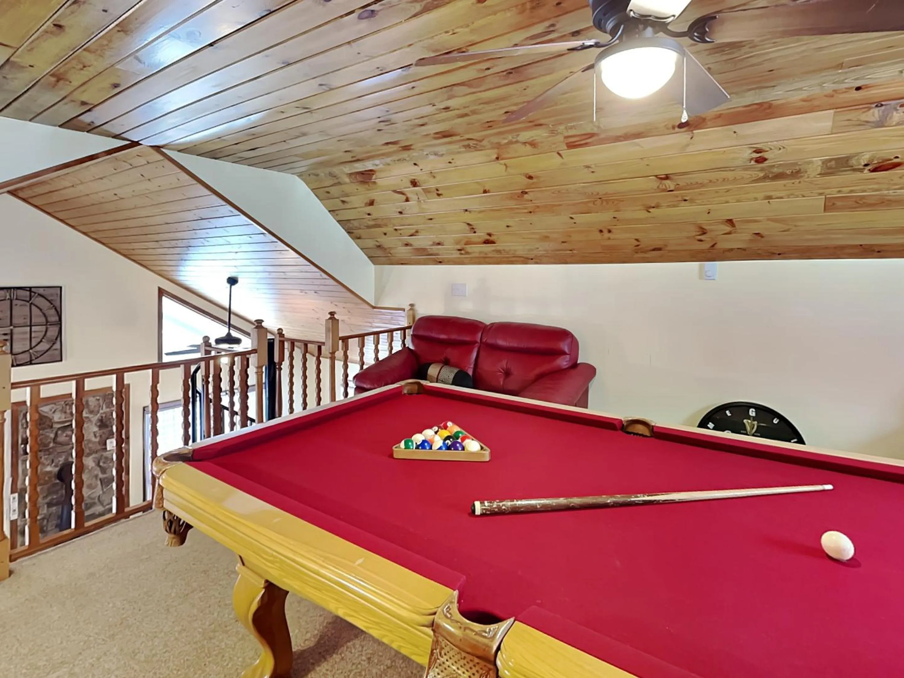 Billiard in Fawn View Cabin