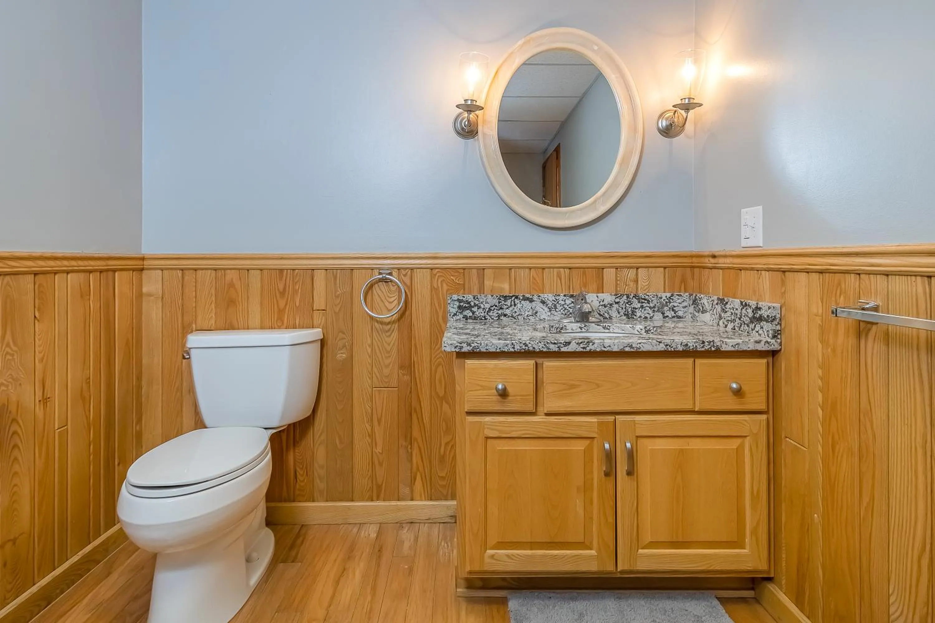 Property building in Gone Fish Inn