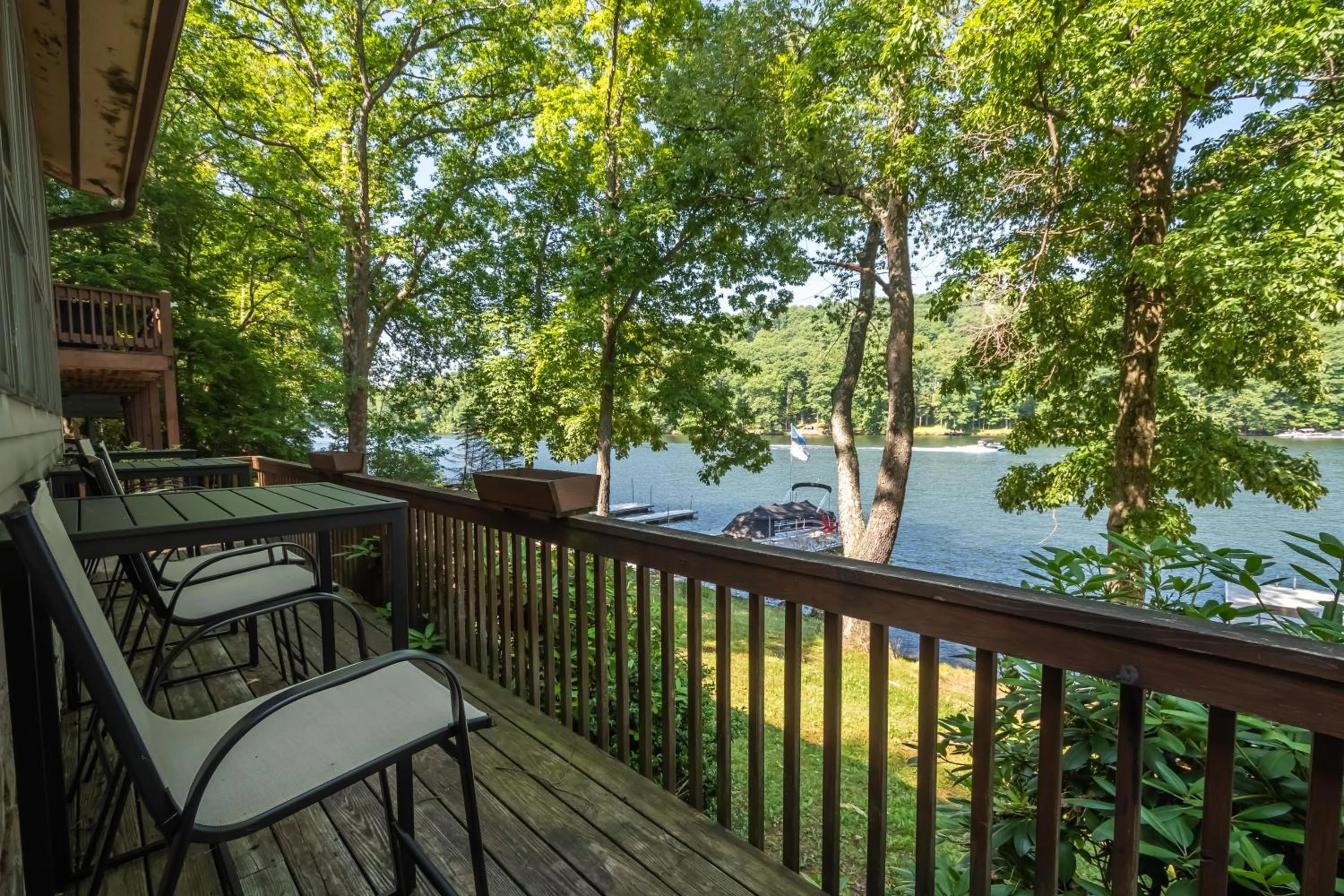 Property building in Gone Fish Inn