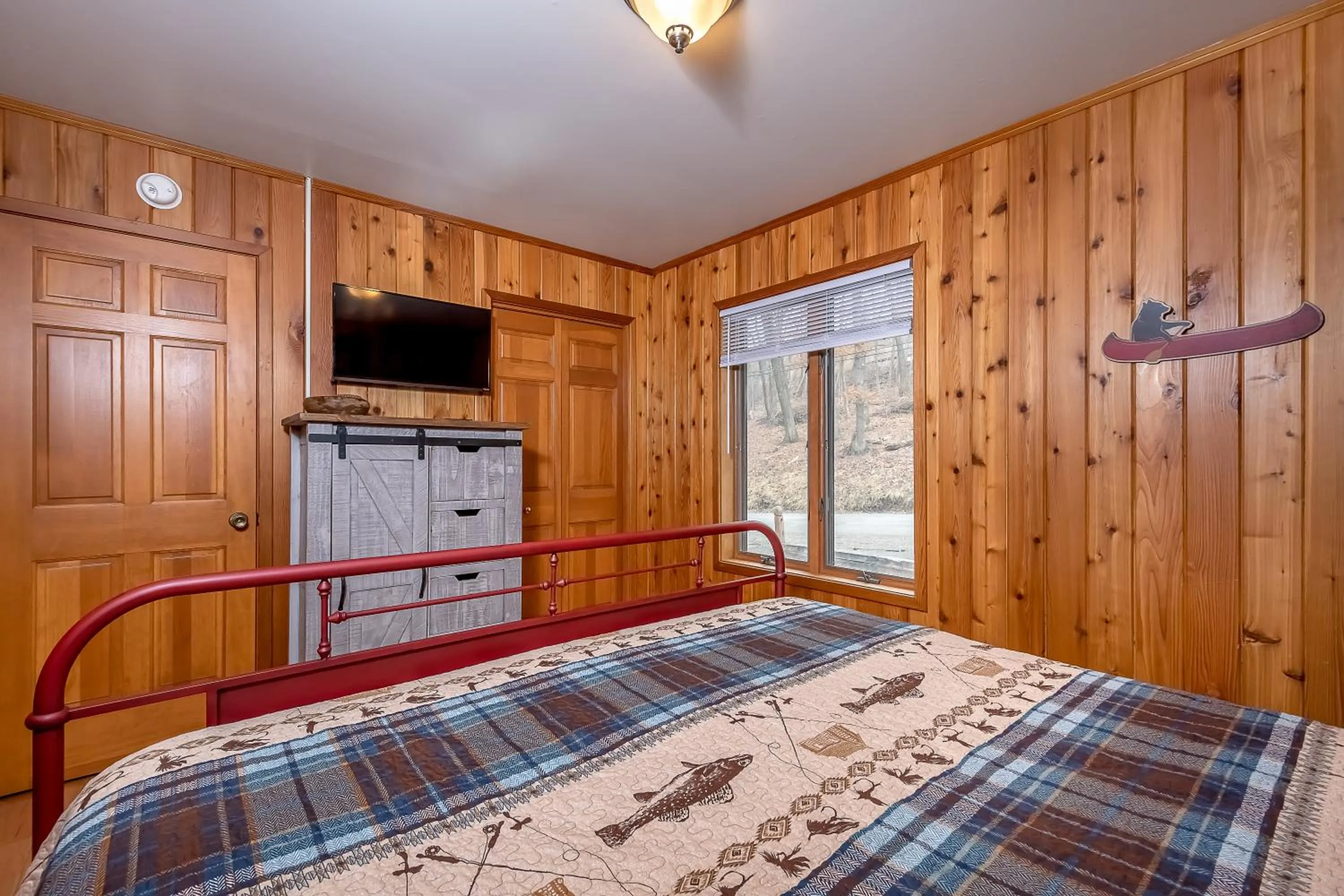 Property building, Bed in Gone Fish Inn