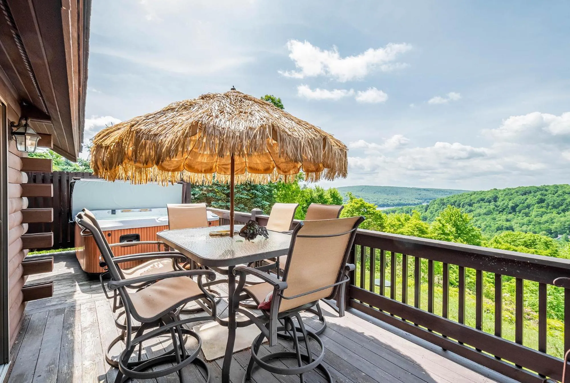 Property building in Happyplace Hideaway