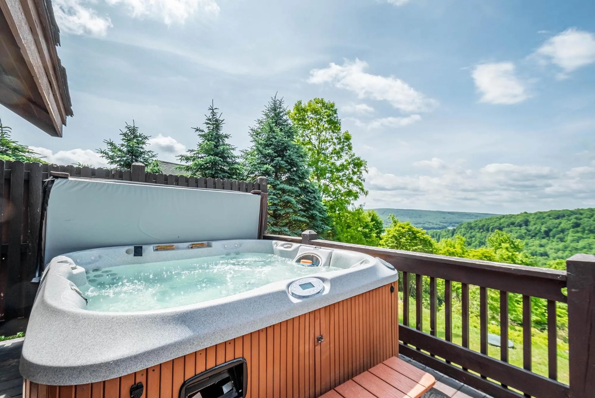 Property building in Happyplace Hideaway