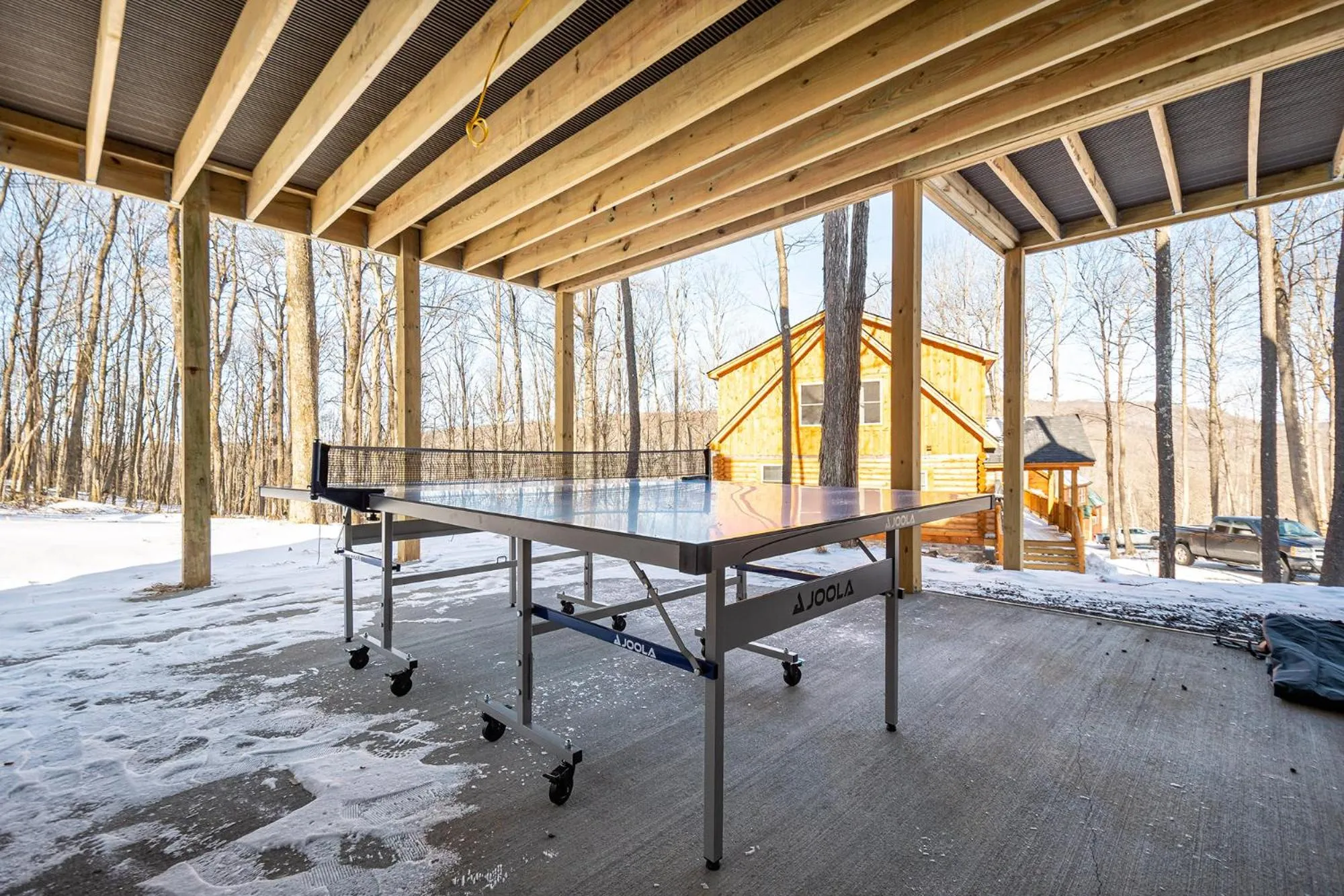 Property building in Honey Bear Hideaway