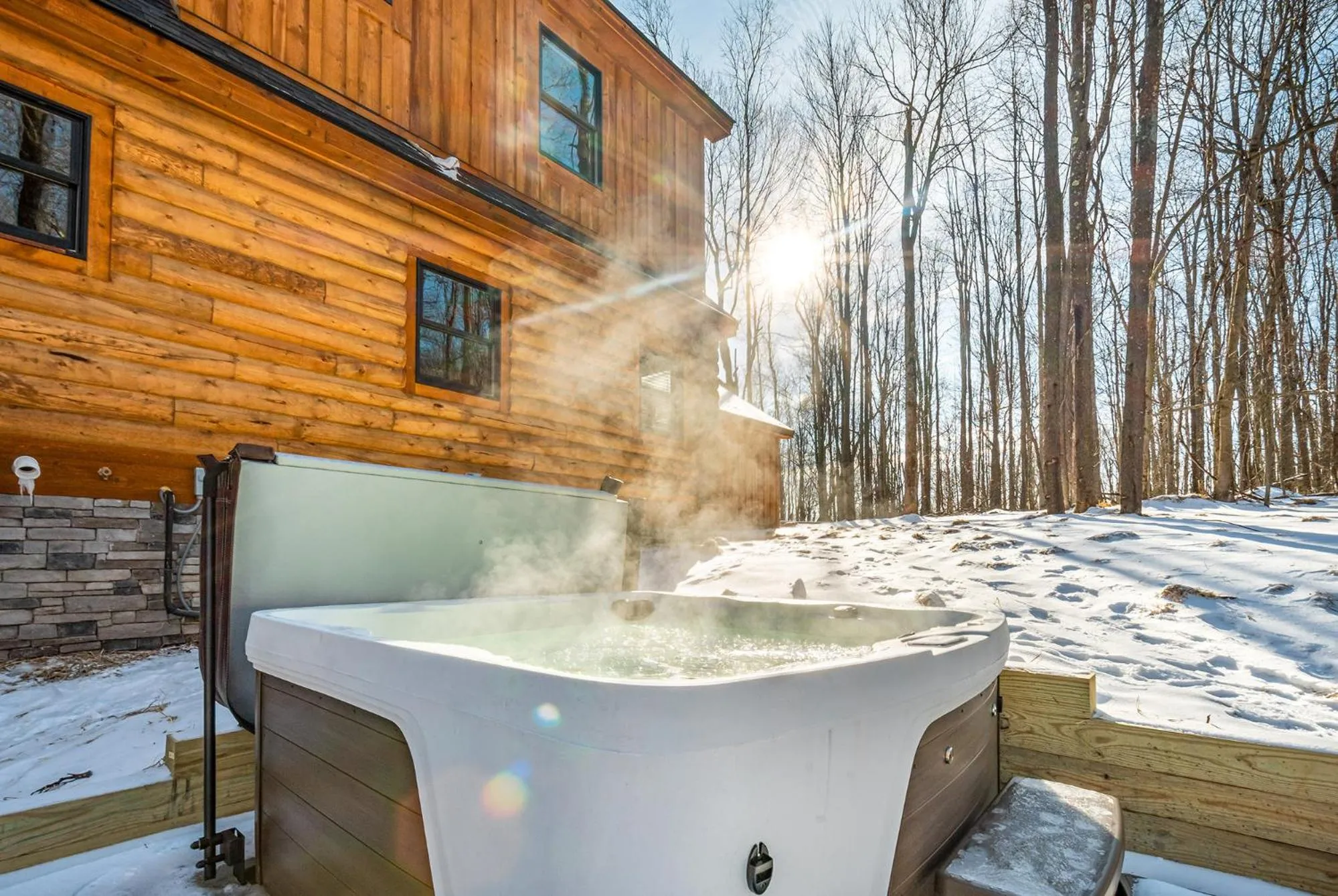 Property building in Honey Bear Hideaway