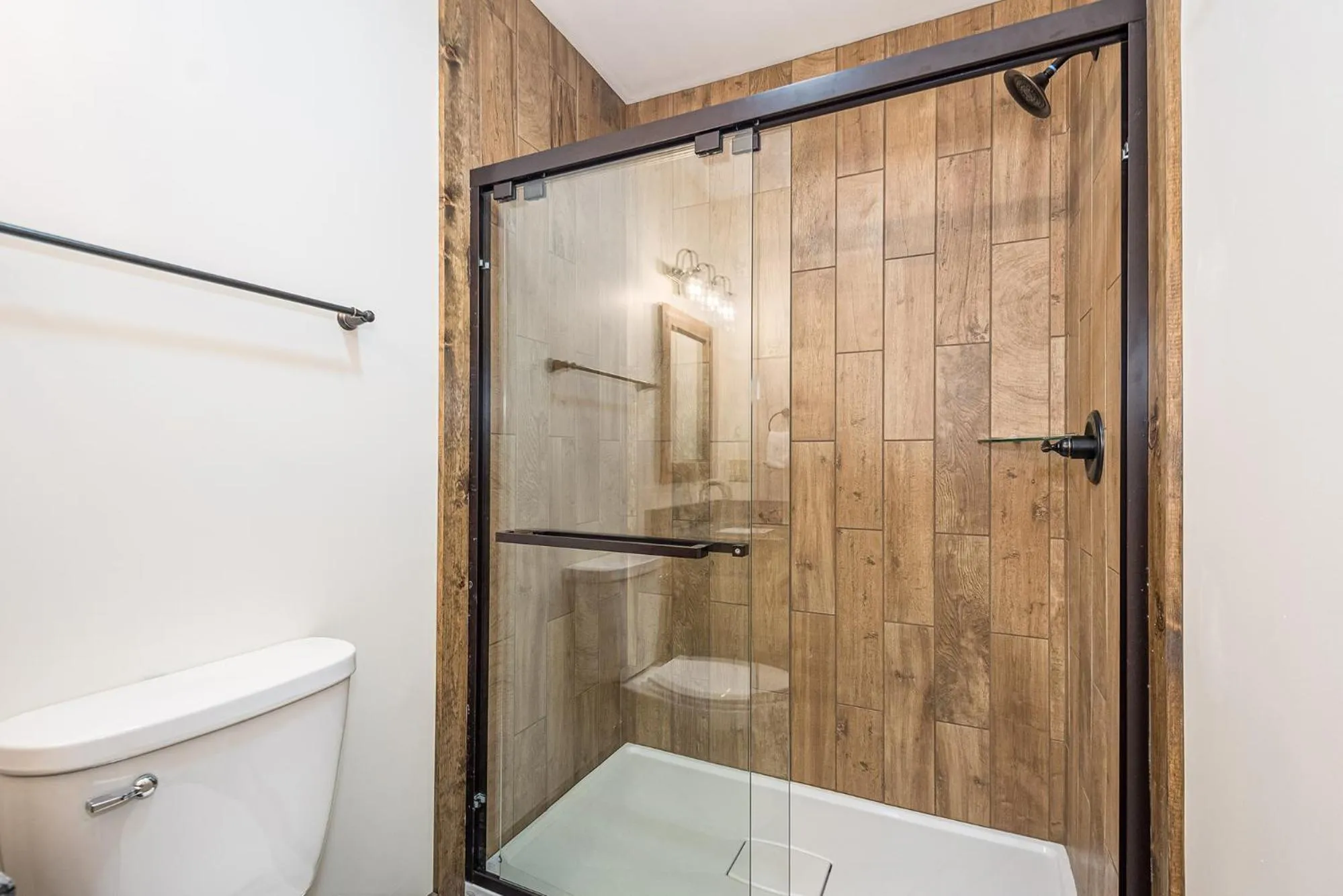 Property building in Honey Bear Hideaway