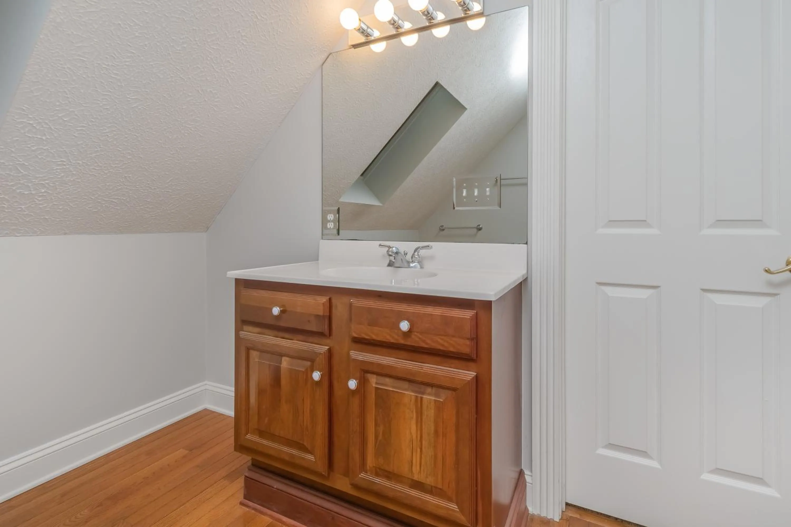 Property building in Leap Away