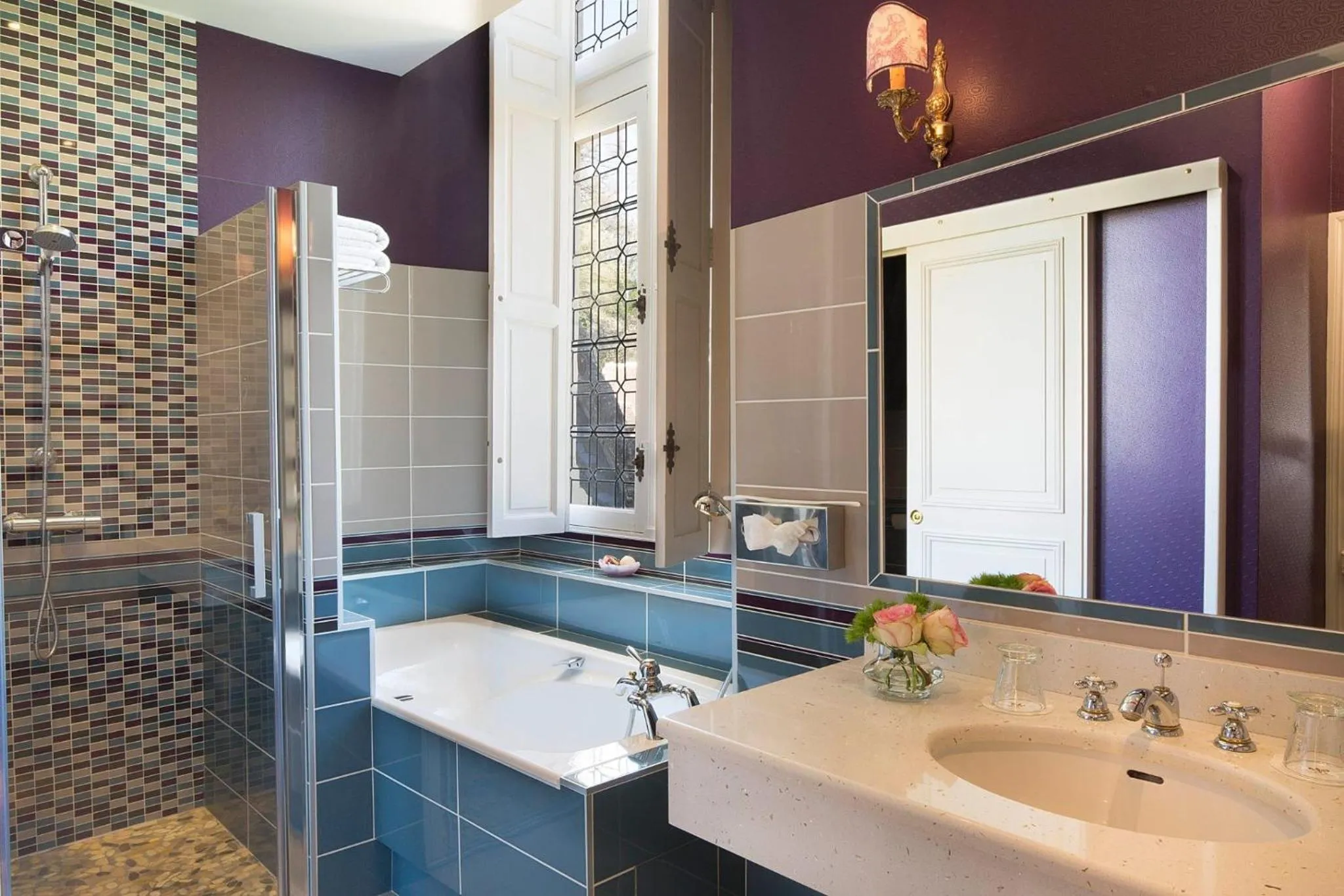 Bathroom in Château de Noizay - ChâteauZen