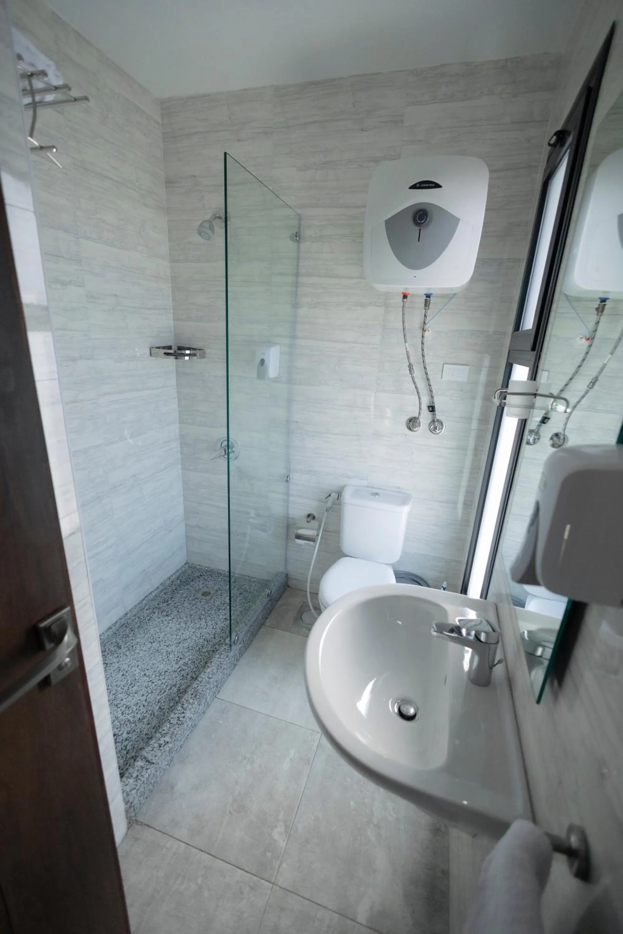 Shower in Royal Inn Residence New Cairo