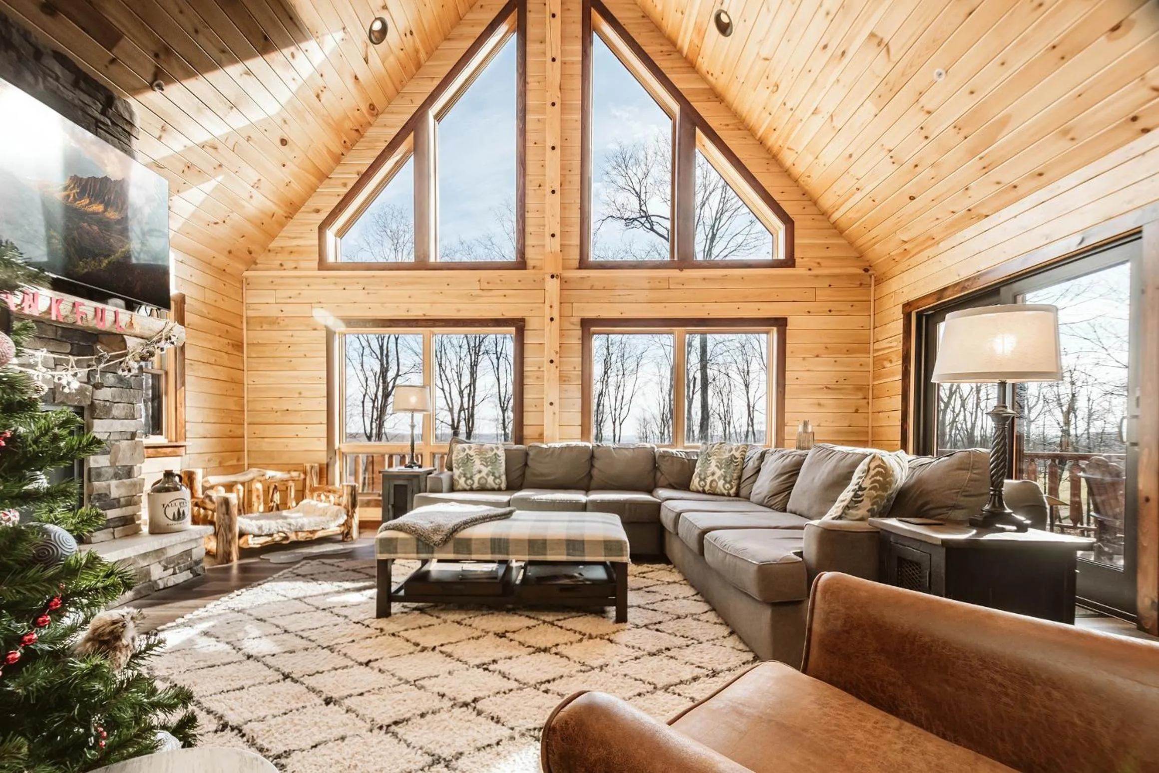 Property building in A Lil Slice of Heaven