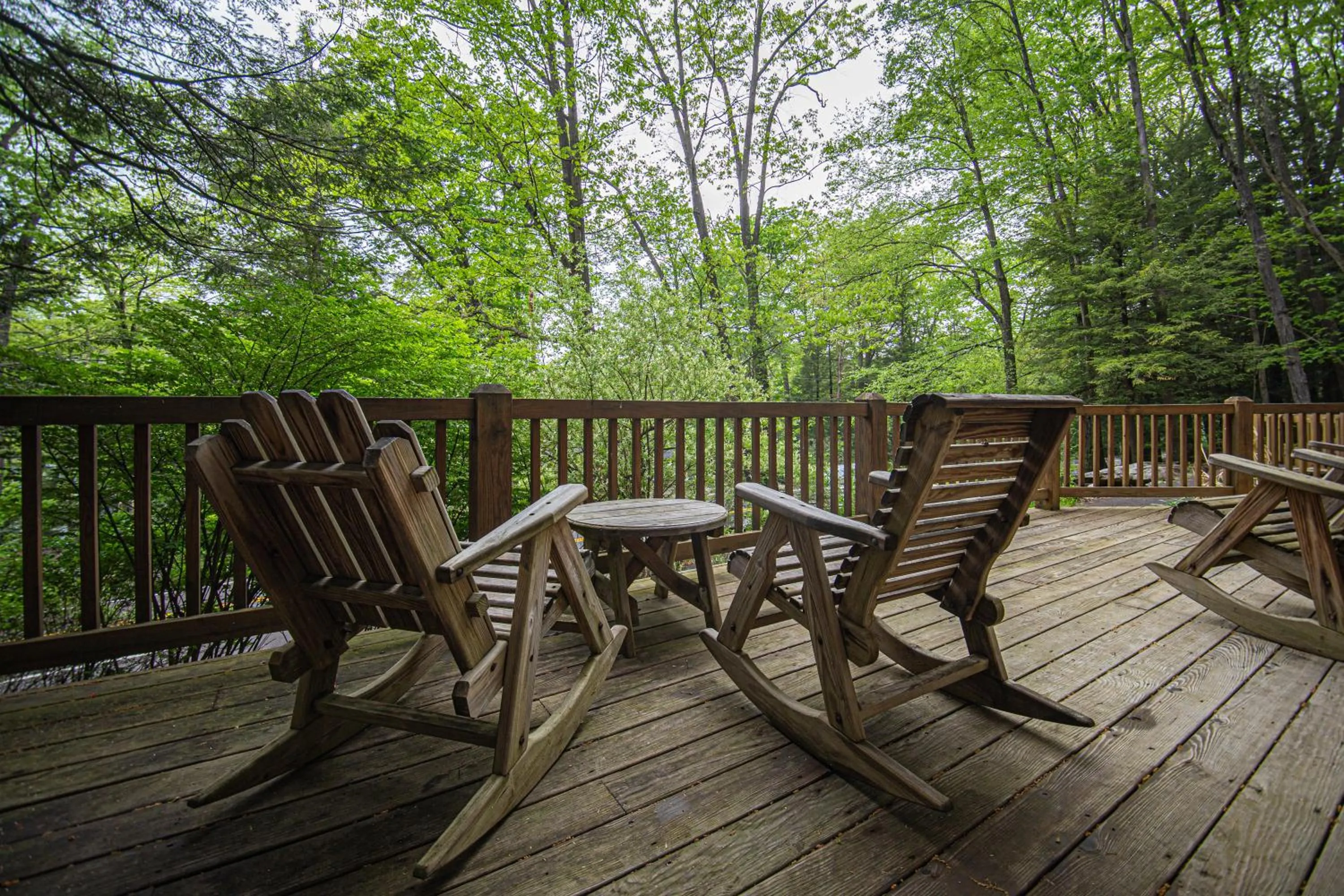 Property building in Cedars on the Rocks