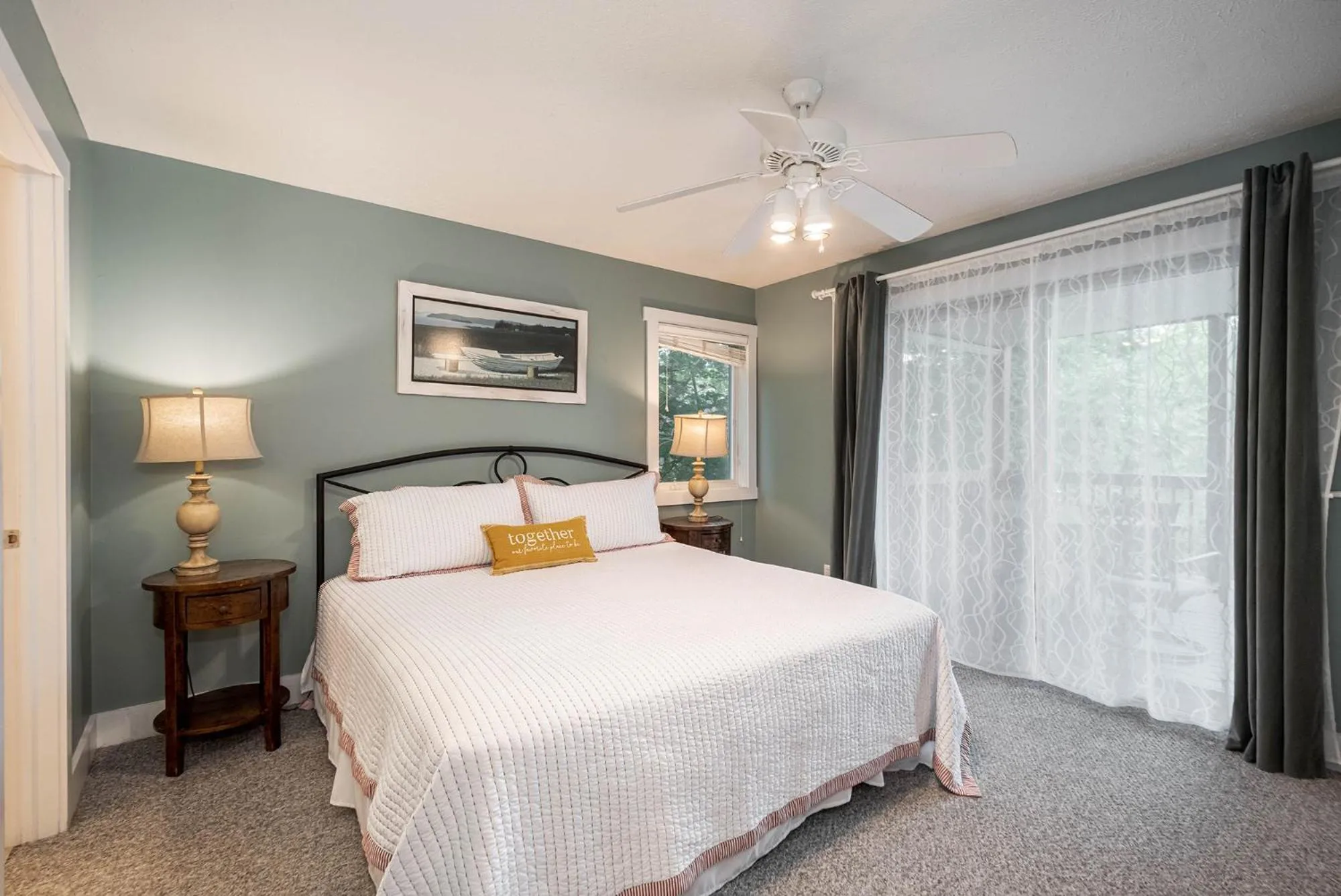 Property building, Bed in Crosswinds