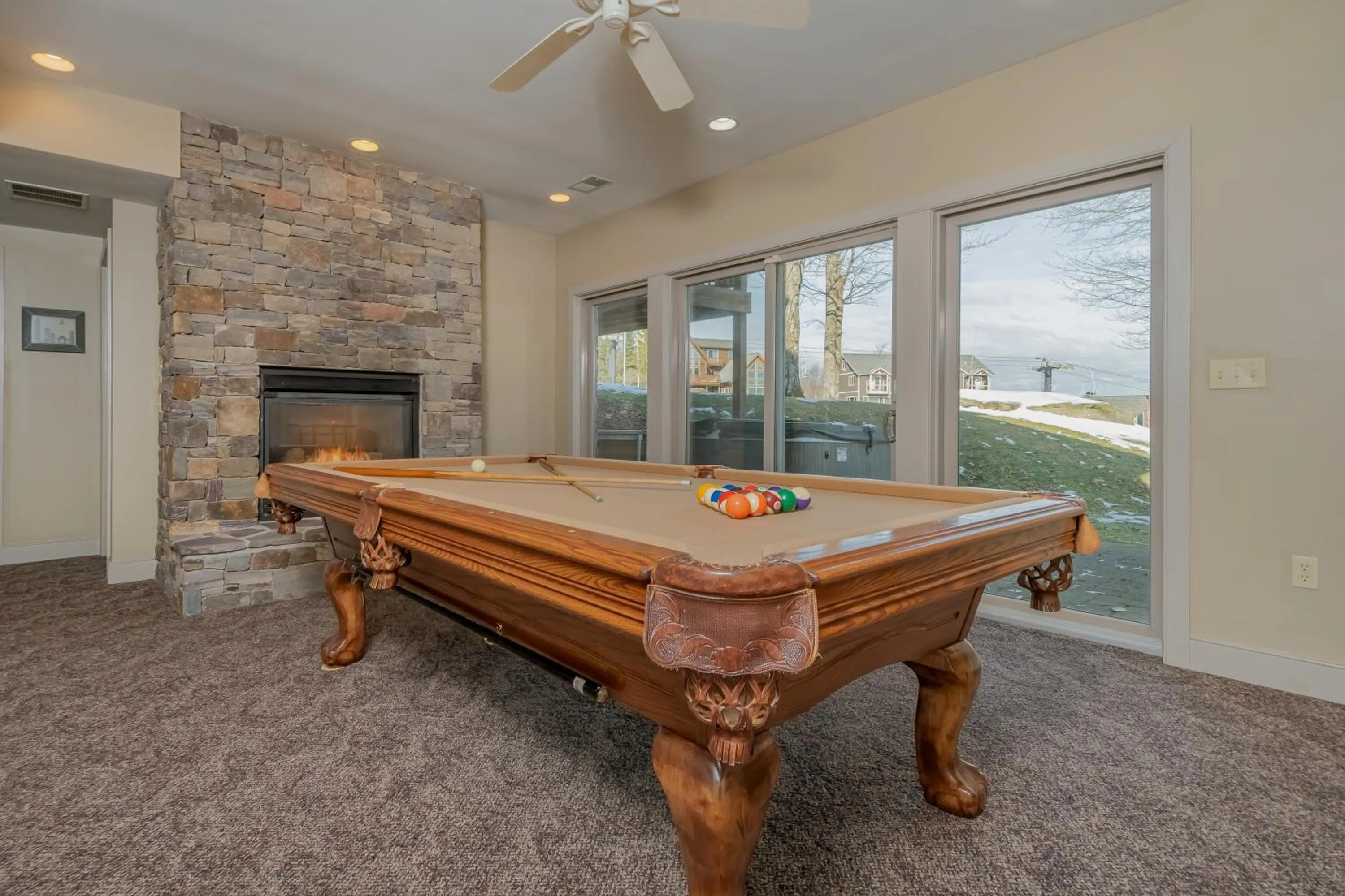 Property building in Main Street Retreat