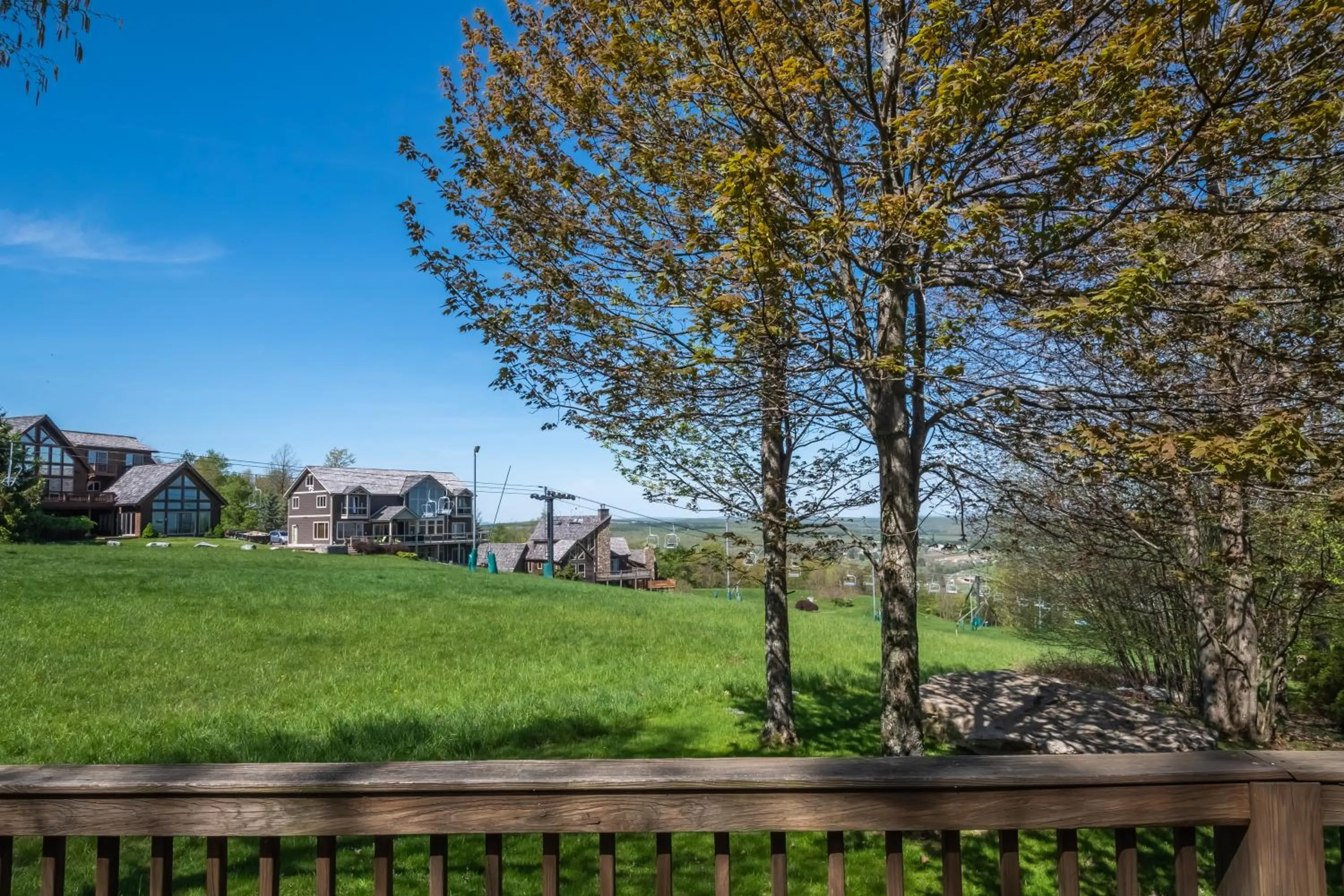 Property building in Main Street Retreat