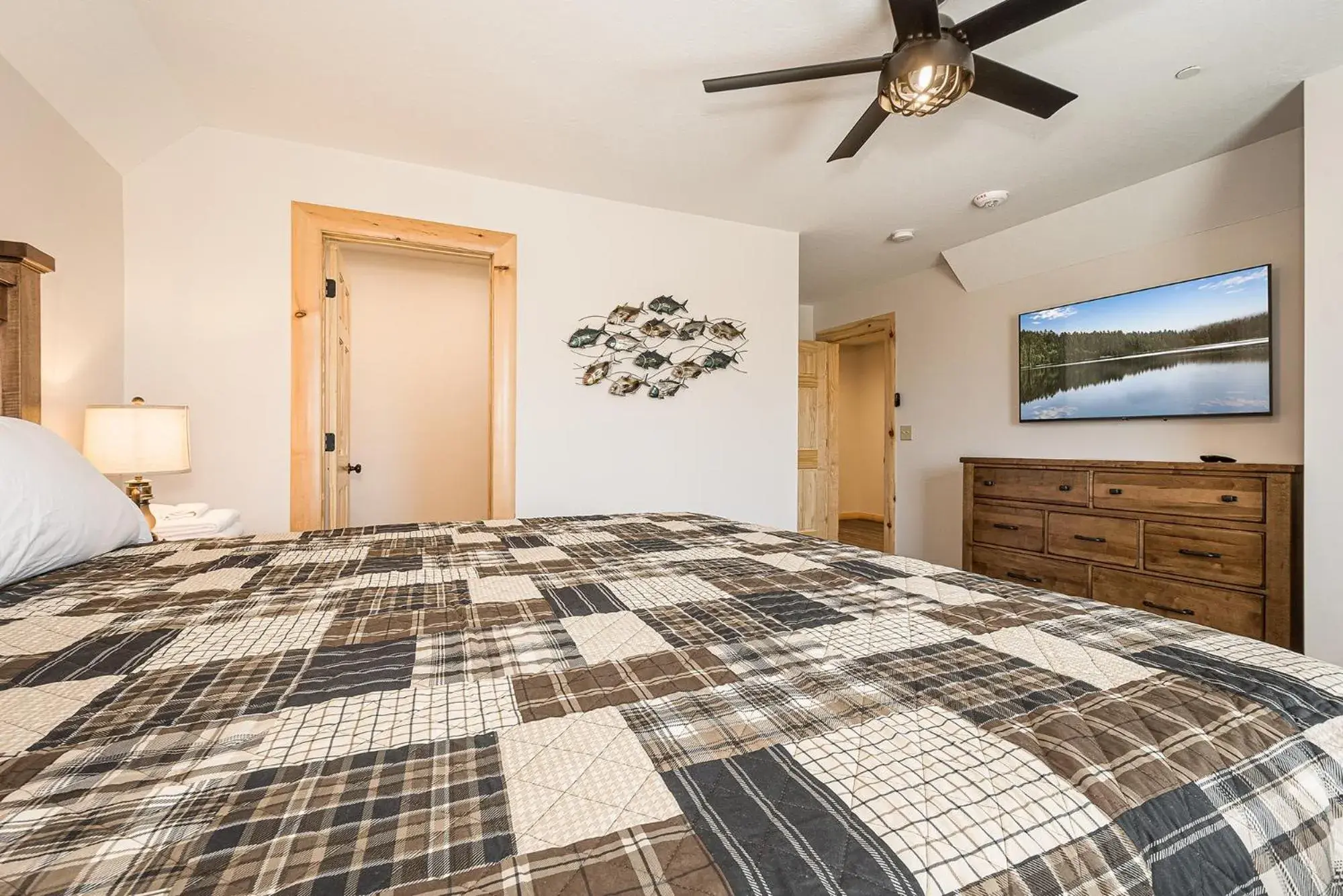 Mountain Crest Lodge Mountain Crest Lodge