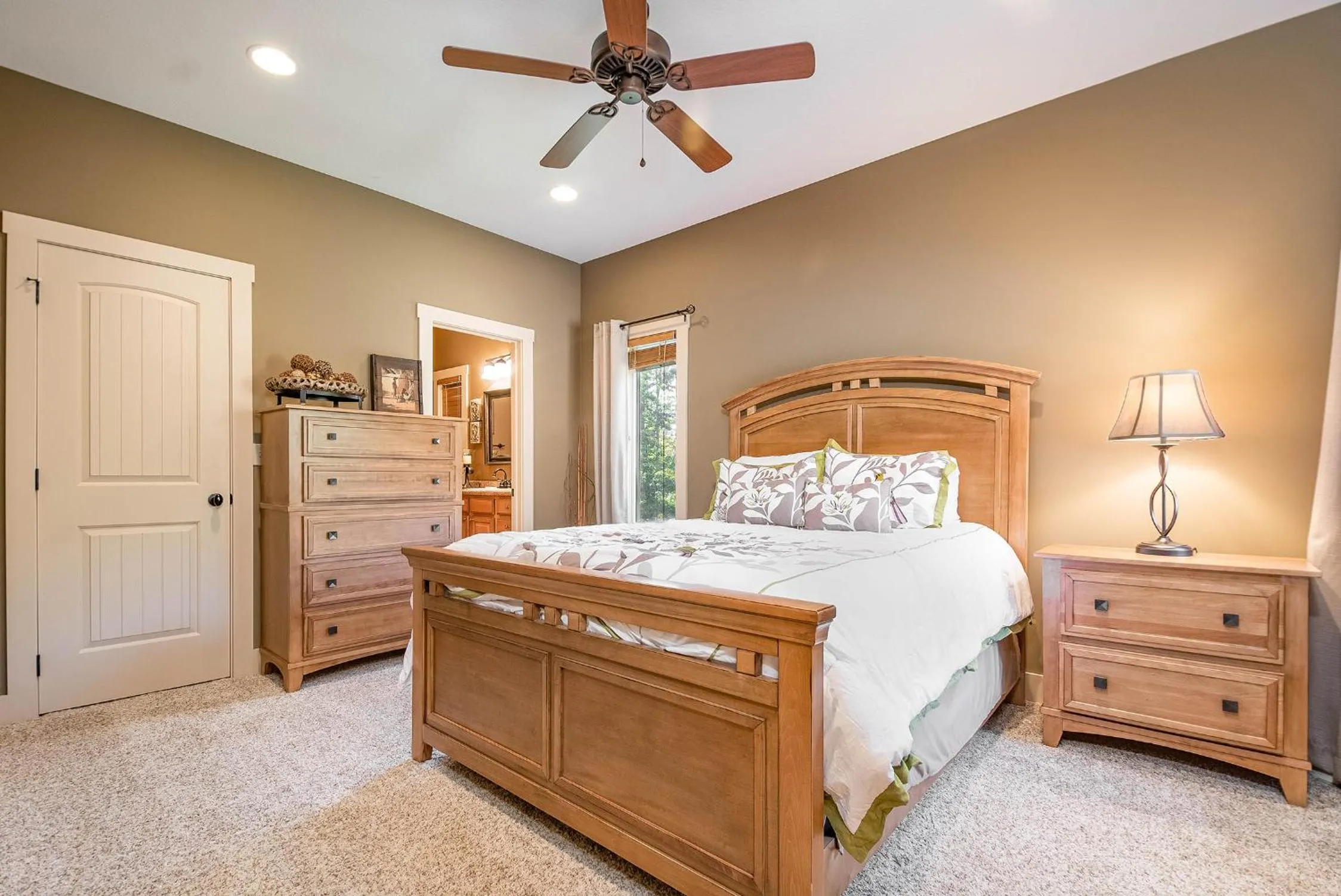Bed in Mystic Memories